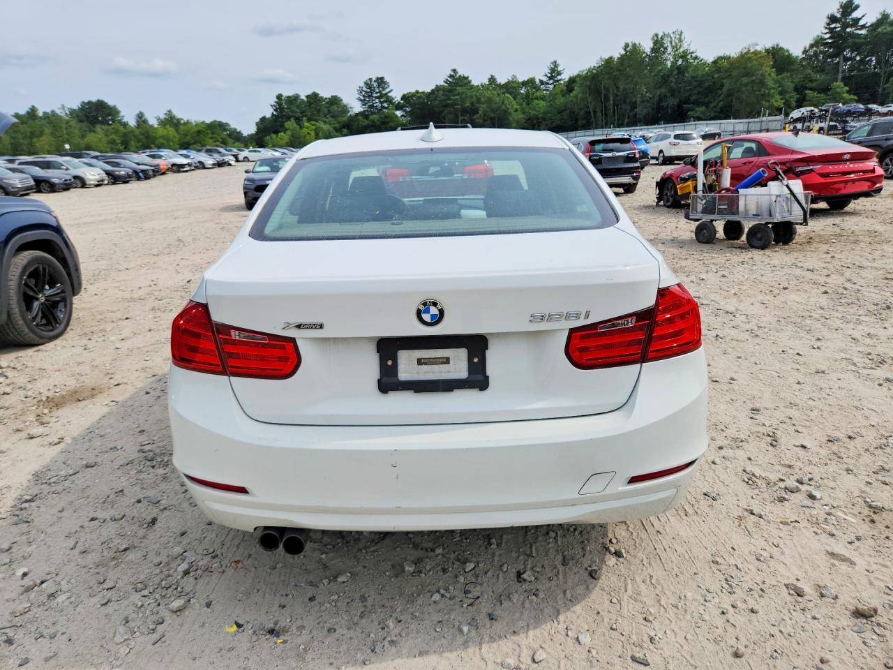 2013 Bmw 328 Xi Sulev White vin: WBA3B5C50DJ598924