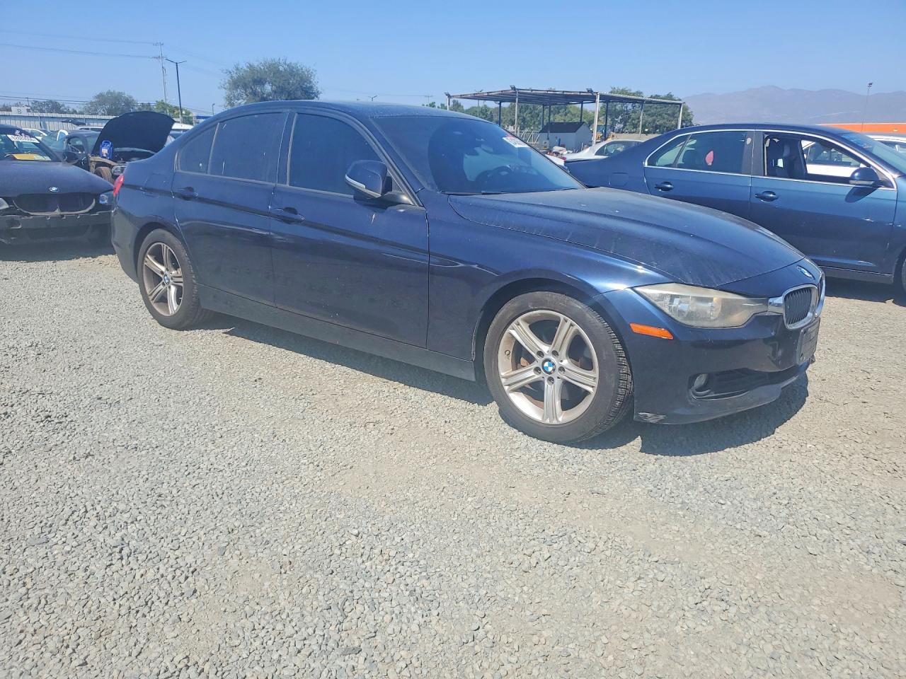 2015 Bmw 328 Xi Sulev Blue vin: WBA3B5C50FP653436