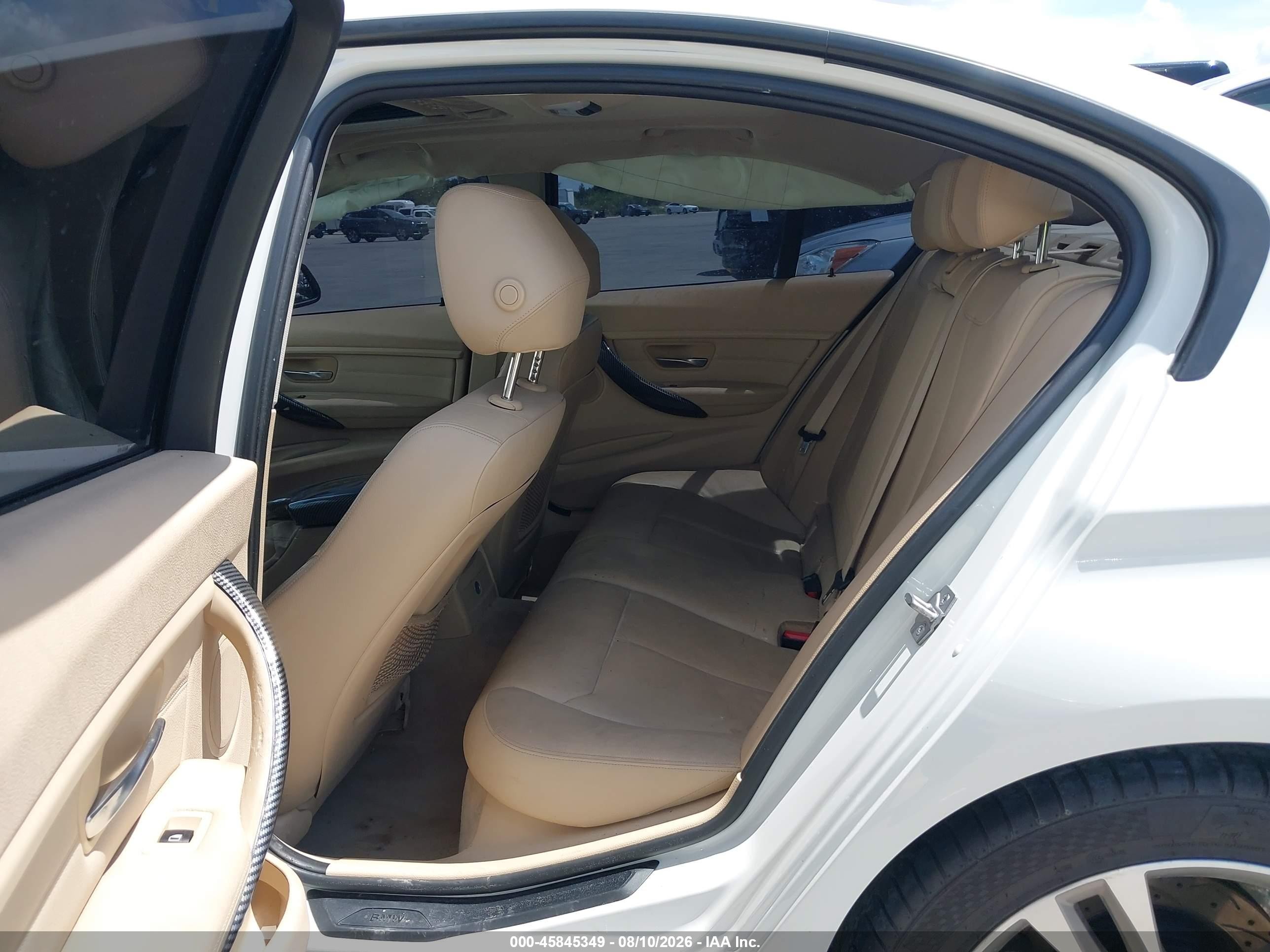 2014 Bmw 328i Xdrive White vin: WBA3B5C51EF959243