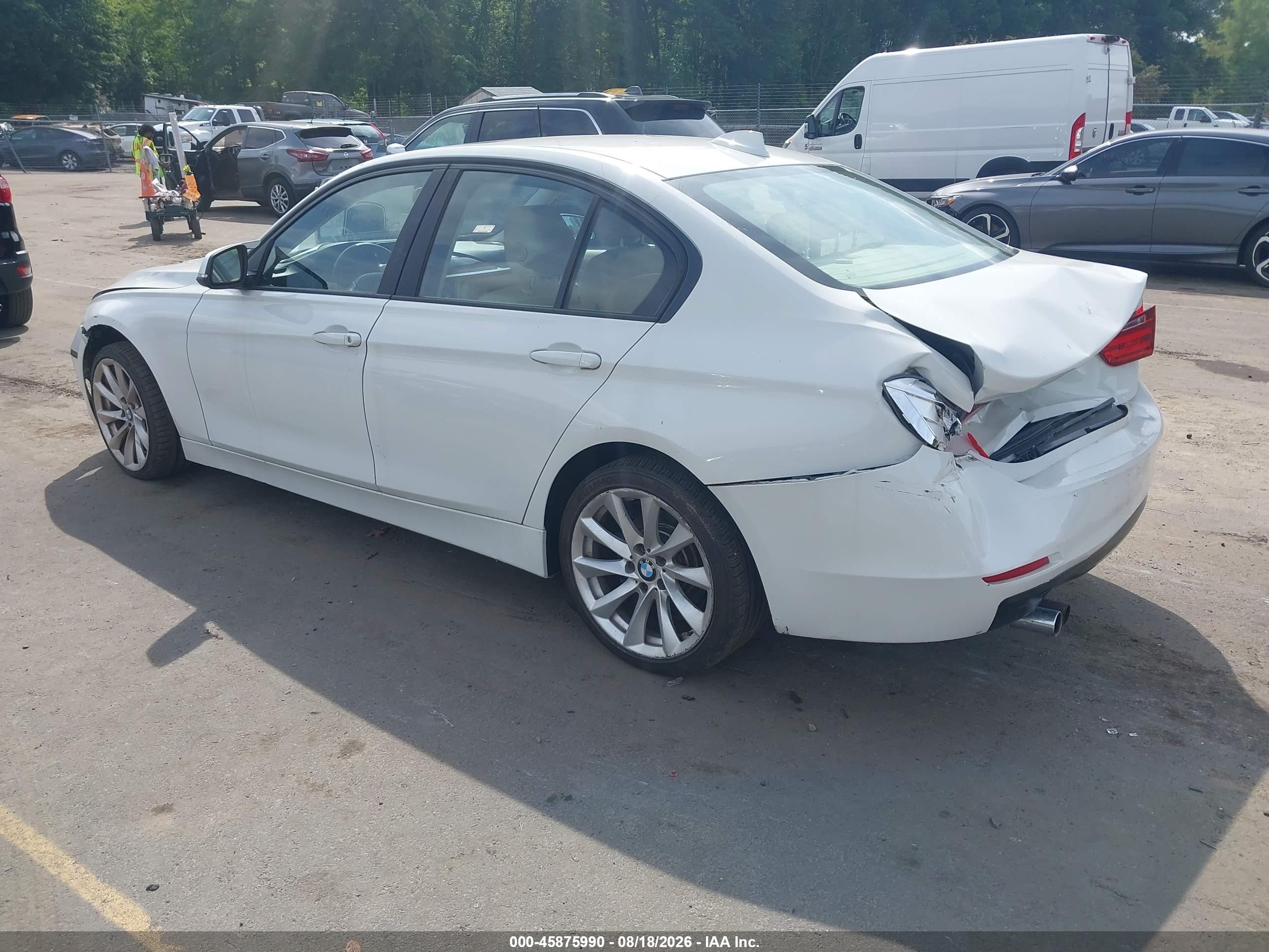 2014 Bmw 328i Xdrive White vin: WBA3B5C51EP543445