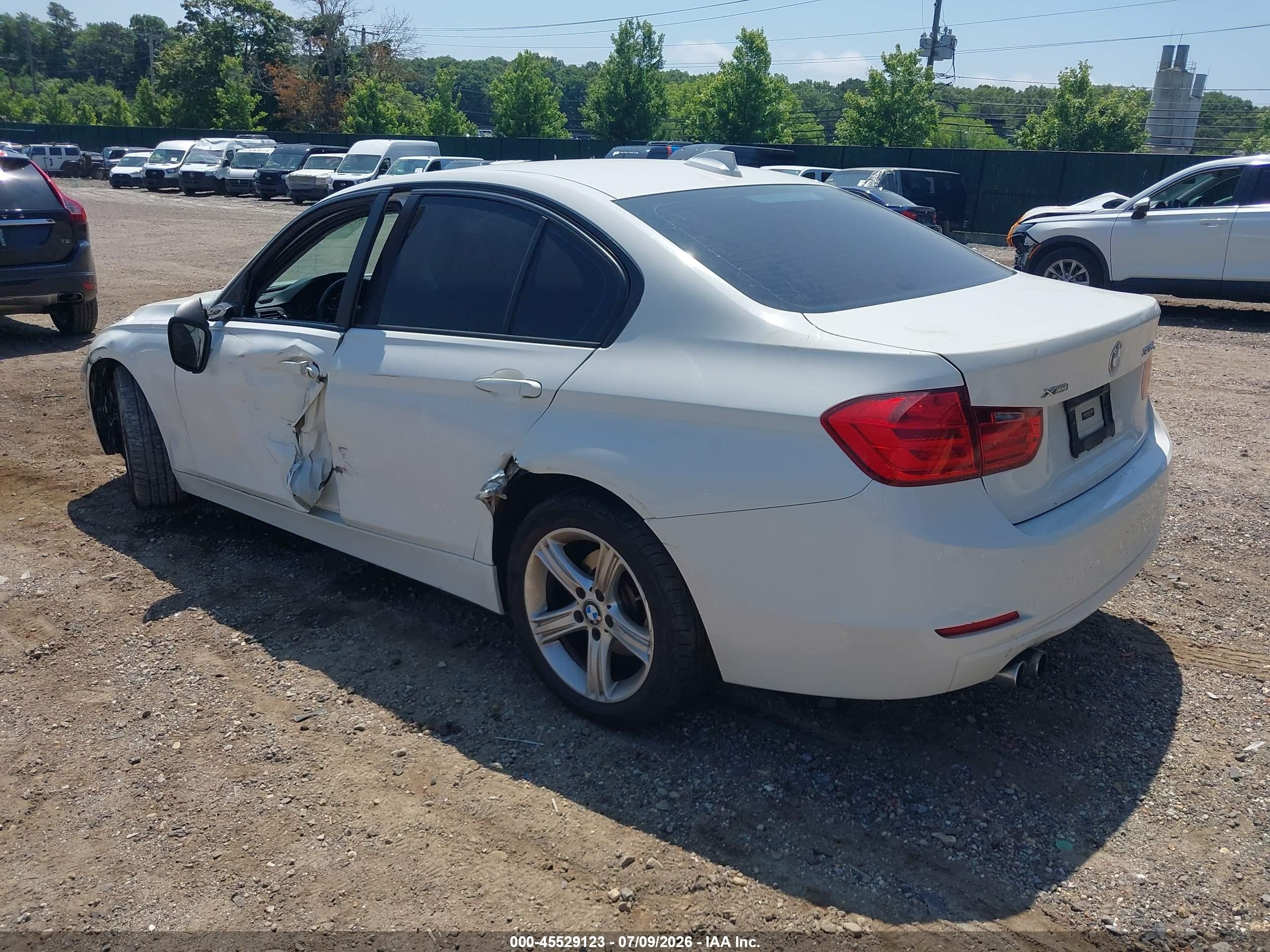 2014 Bmw 328i Xdrive White vin: WBA3B5C52EF599724