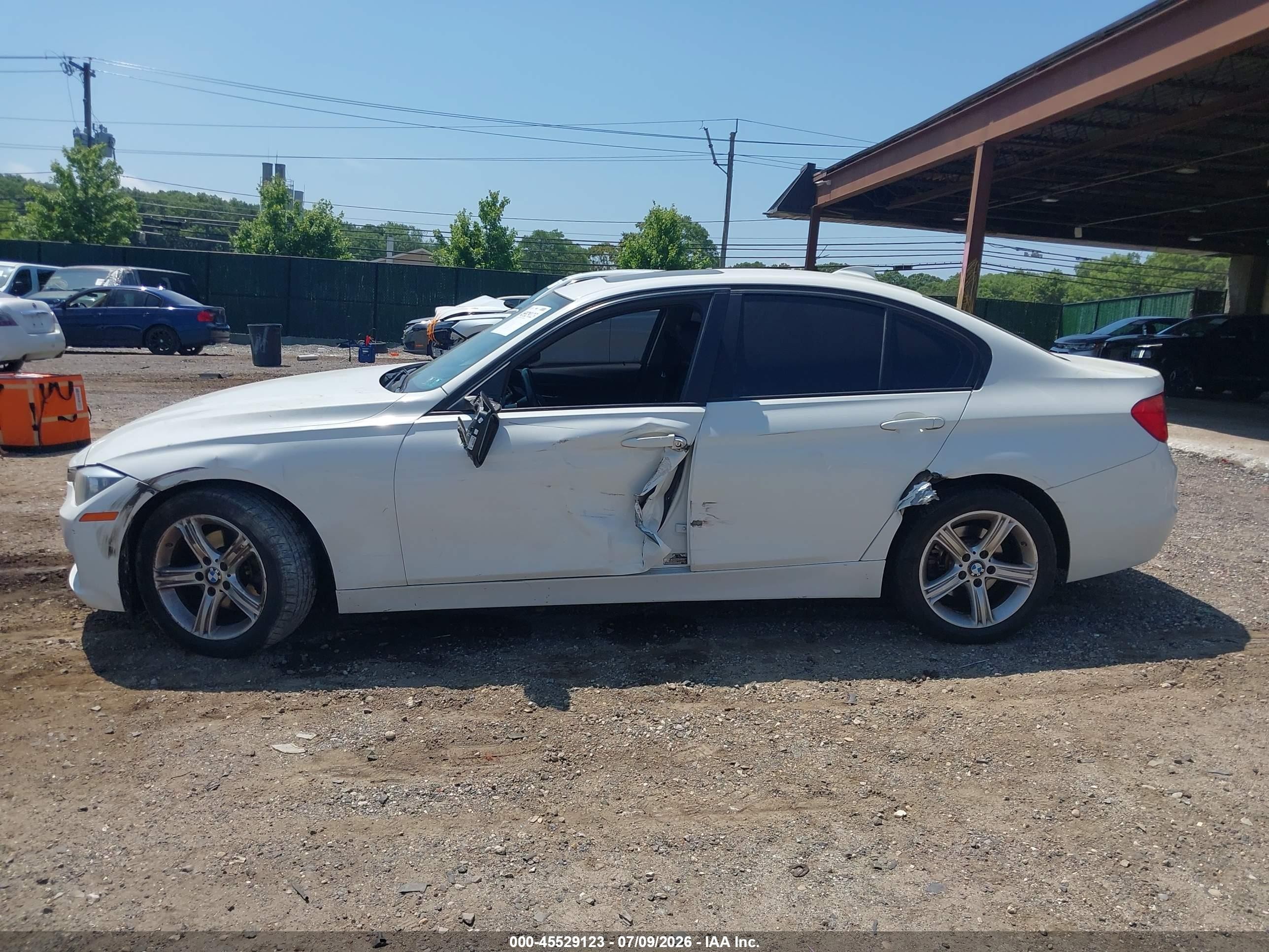 2014 Bmw 328i Xdrive White vin: WBA3B5C52EF599724