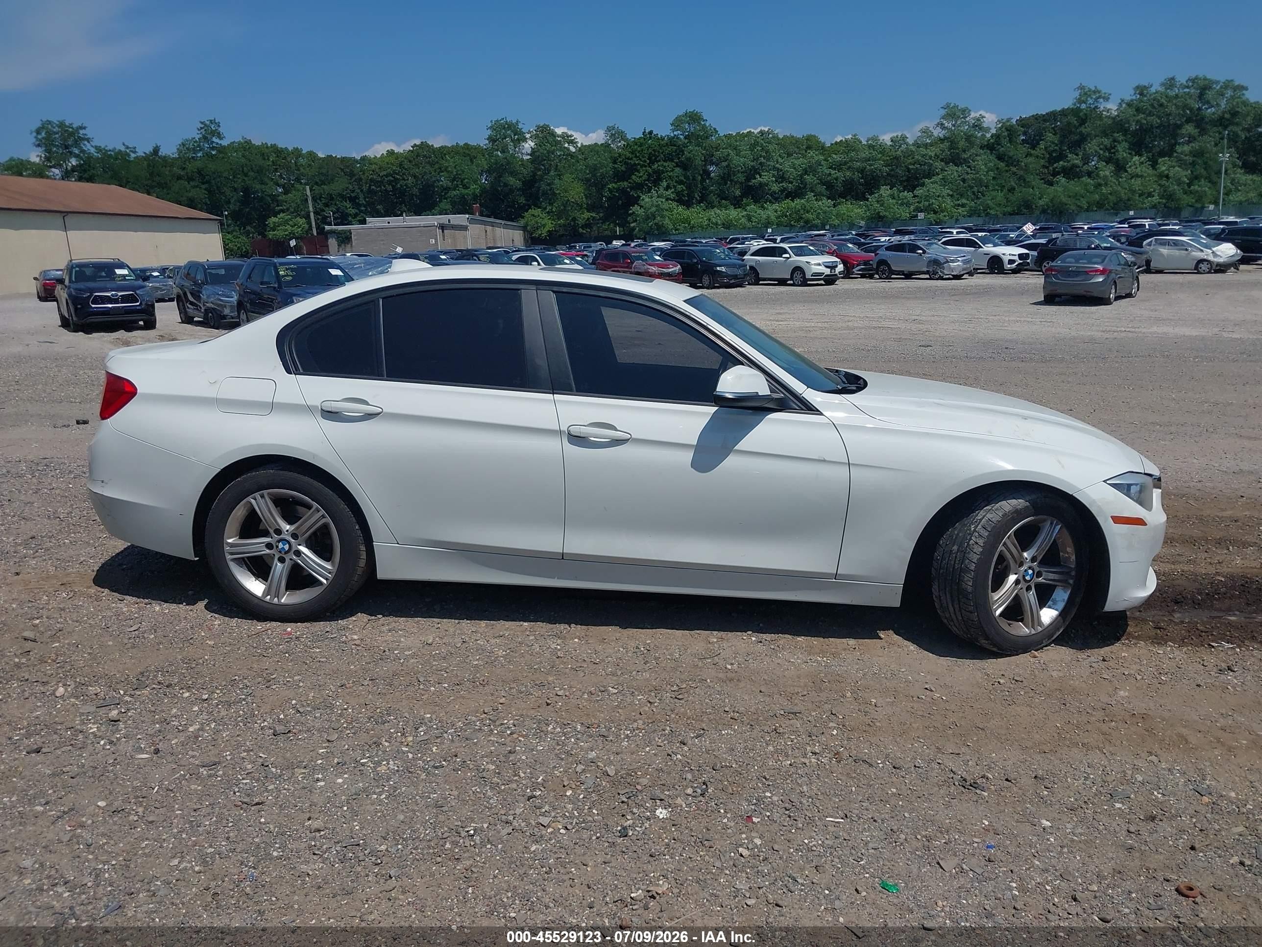 2014 Bmw 328i Xdrive White vin: WBA3B5C52EF599724