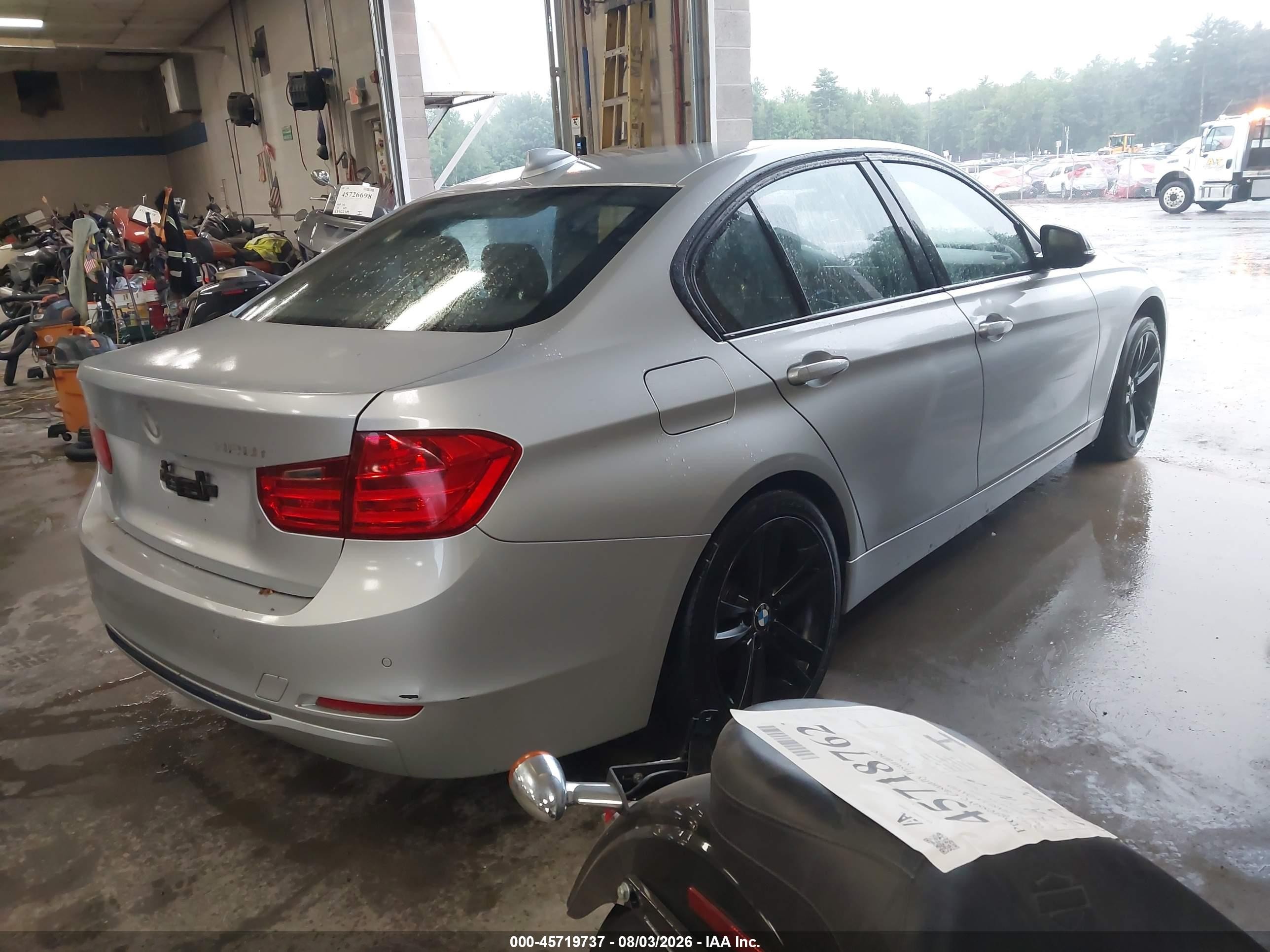 2014 Bmw 328i Xdrive Серебряный vin: WBA3B5C52EP540778