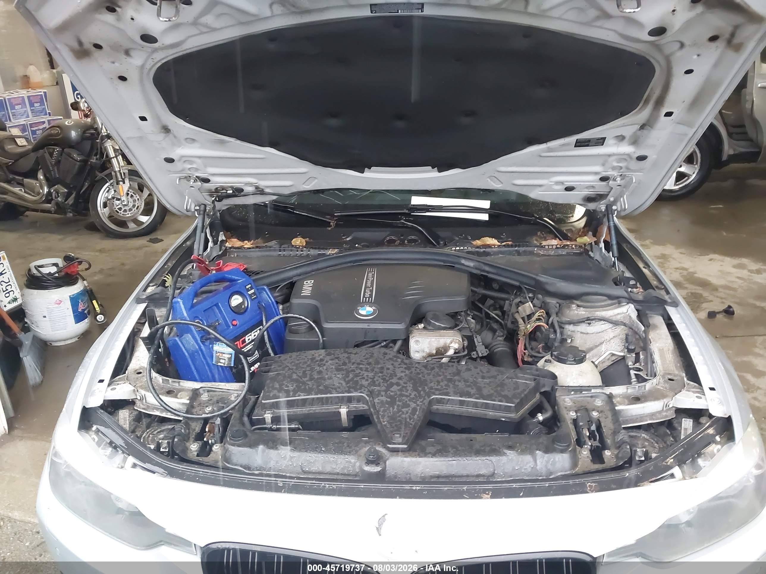 2014 Bmw 328i Xdrive Серебряный vin: WBA3B5C52EP540778
