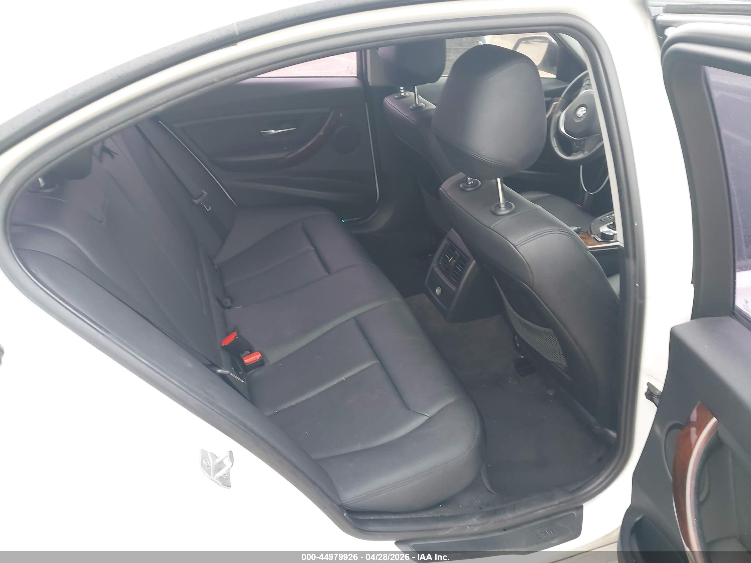 2014 Bmw 328i Xdrive White vin: WBA3B5C52EP541154