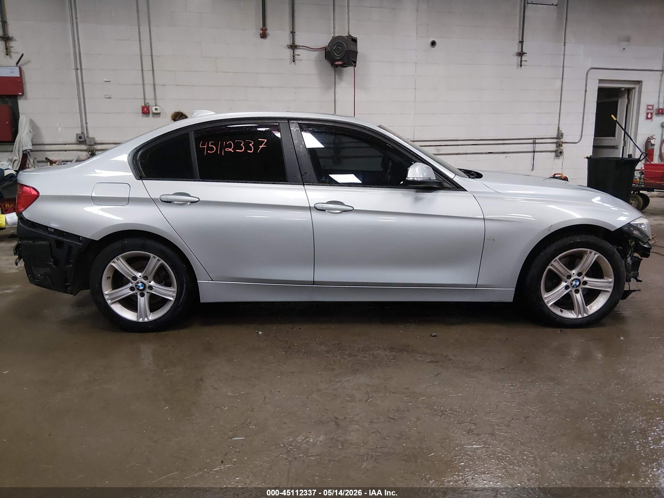 2013 Bmw 328i Xdrive Silver vin: WBA3B5C53DF596460