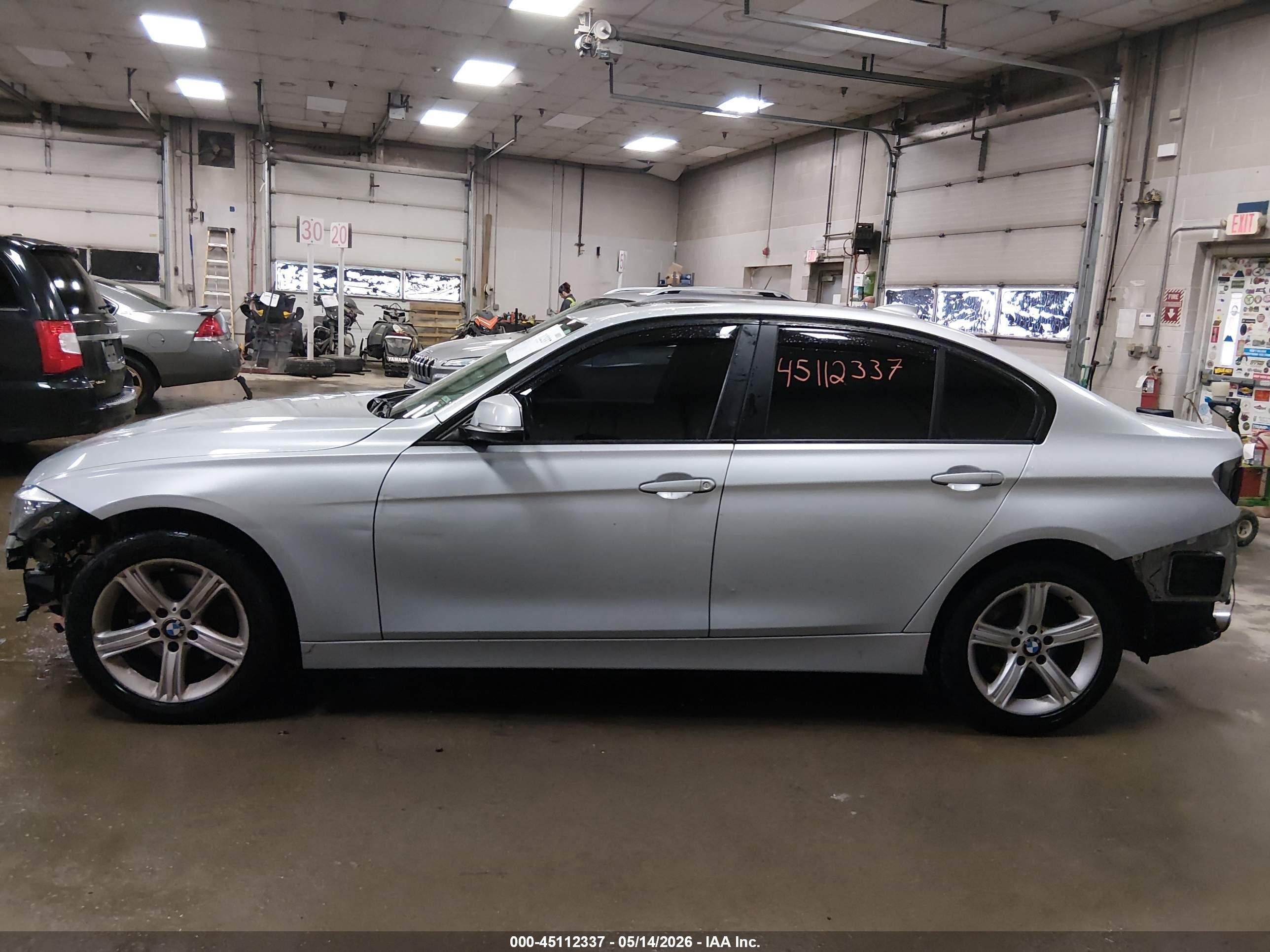 2013 Bmw 328i Xdrive Silver vin: WBA3B5C53DF596460
