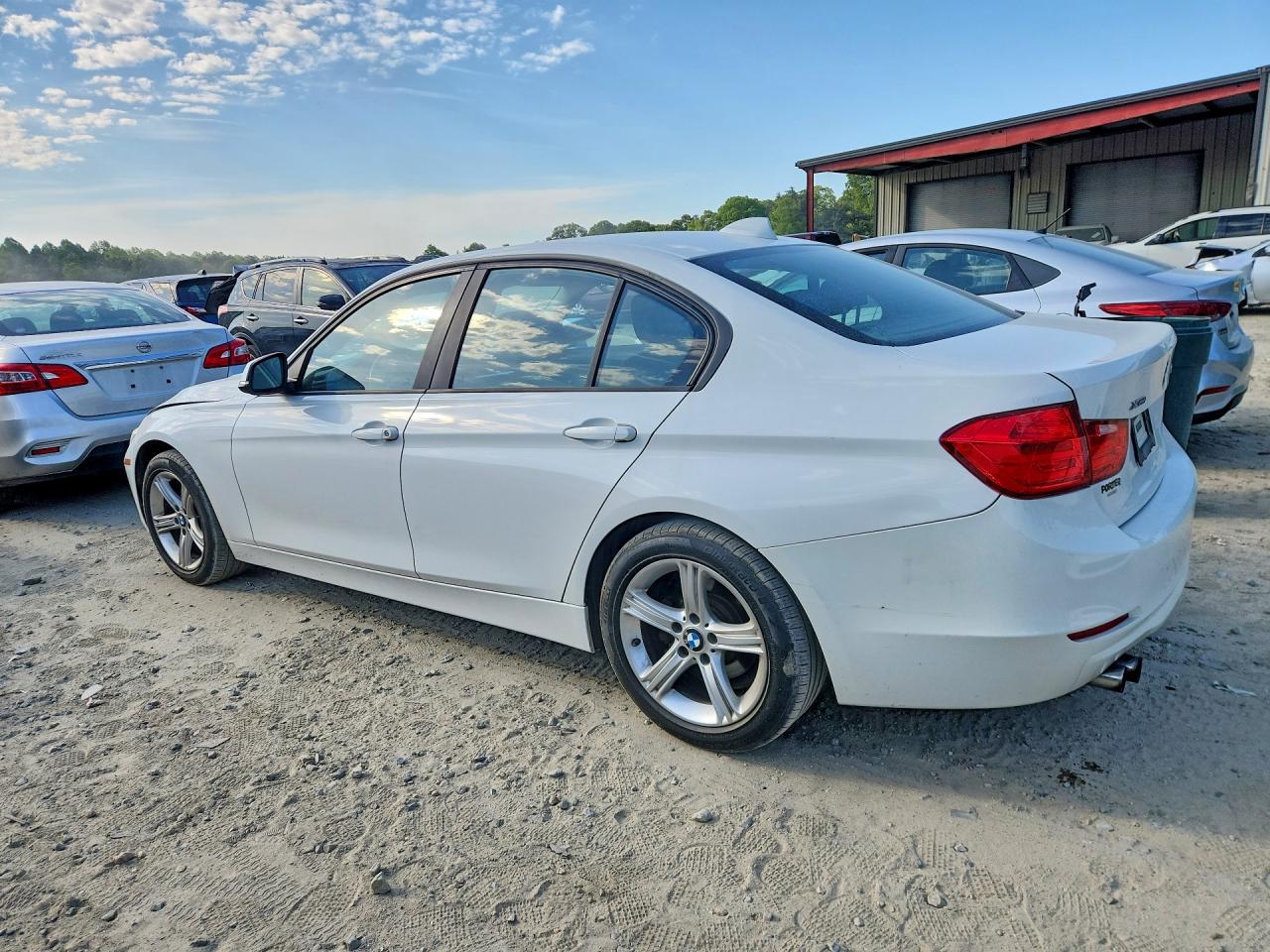 2014 Bmw 328 Xi Sulev Белый vin: WBA3B5C54EP541124