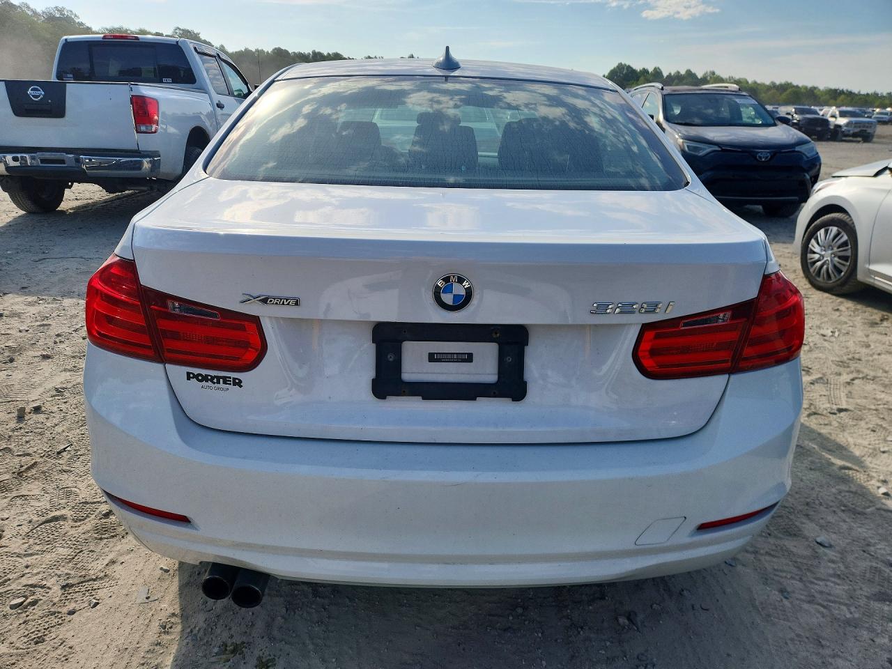 2014 Bmw 328 Xi Sulev Белый vin: WBA3B5C54EP541124