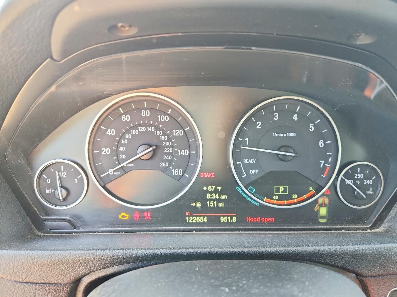 2014 Bmw 328 Xi Sulev Белый vin: WBA3B5C54EP541124