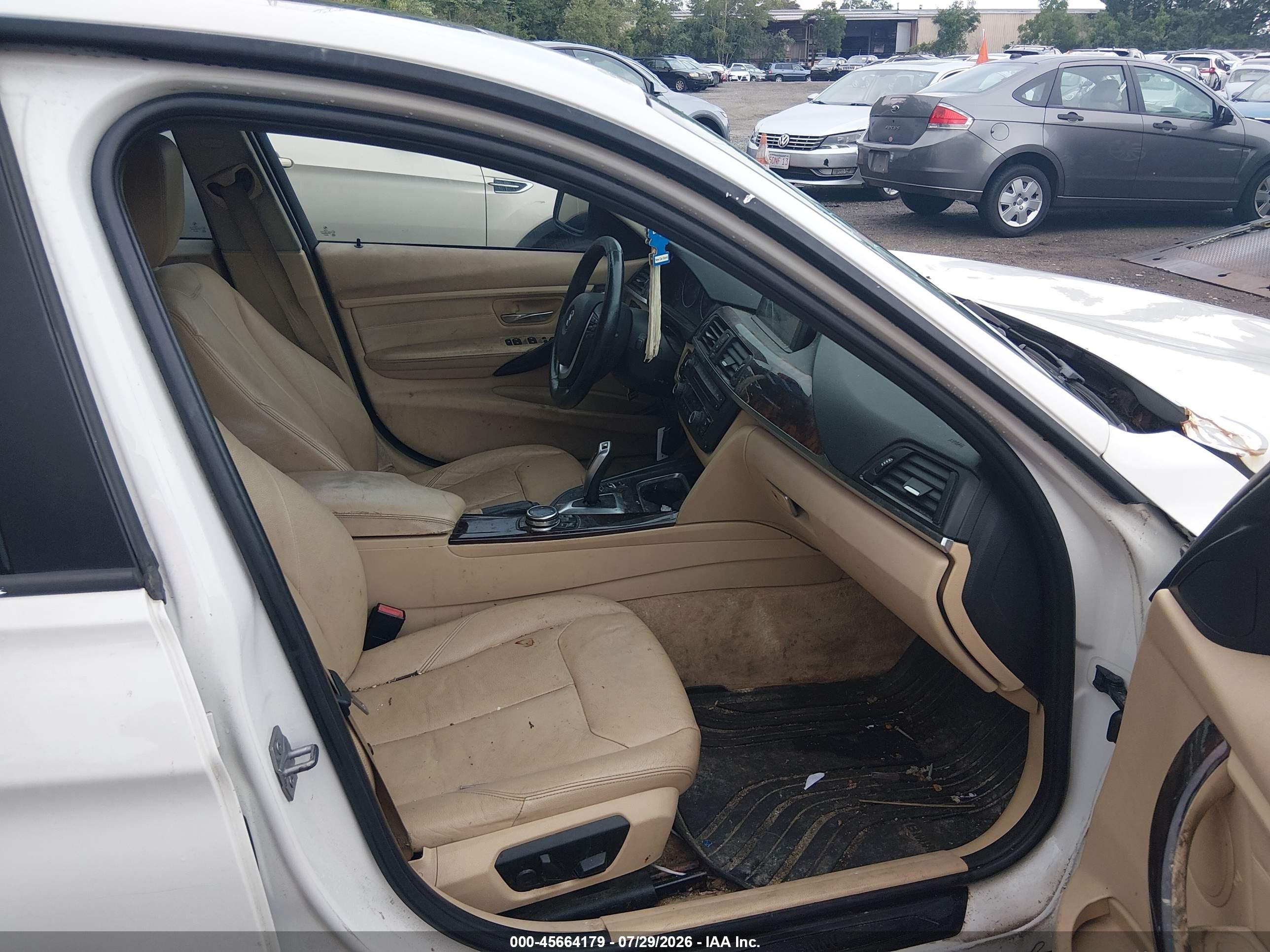 2014 Bmw 328i Xdrive White vin: WBA3B5C55EP543710