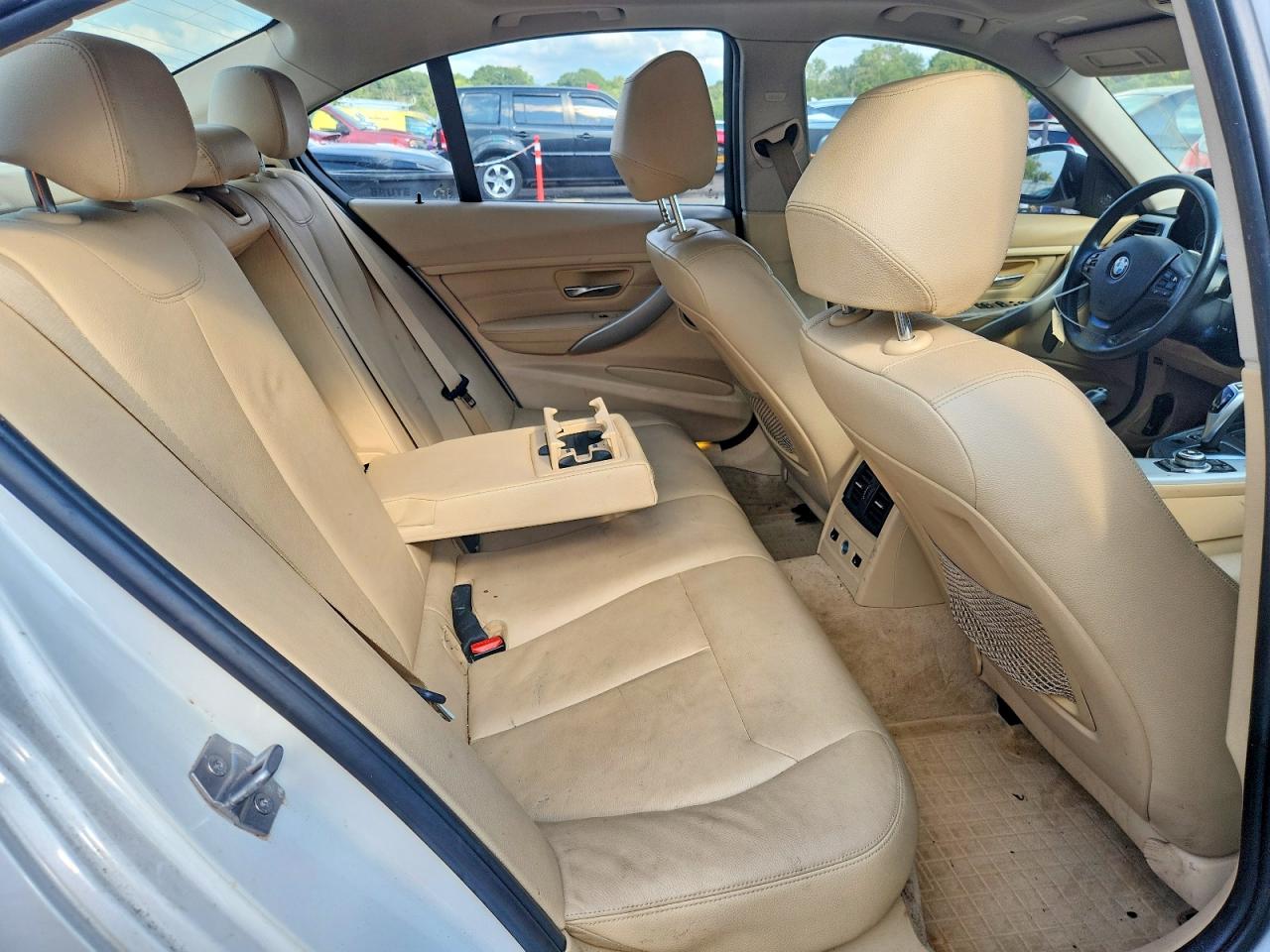 2013 Bmw 328 Xi Sulev Белый vin: WBA3B5C56DF590328