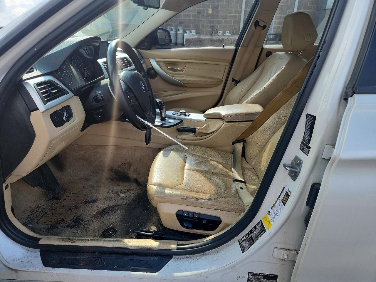 2013 Bmw 328 Xi Sulev Белый vin: WBA3B5C56DF590328