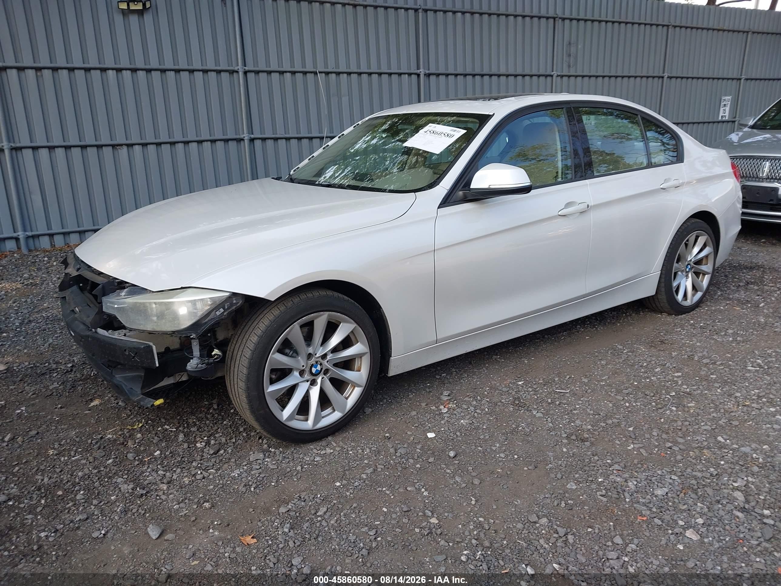 2013 Bmw 328i Xdrive White vin: WBA3B5C57DF592492