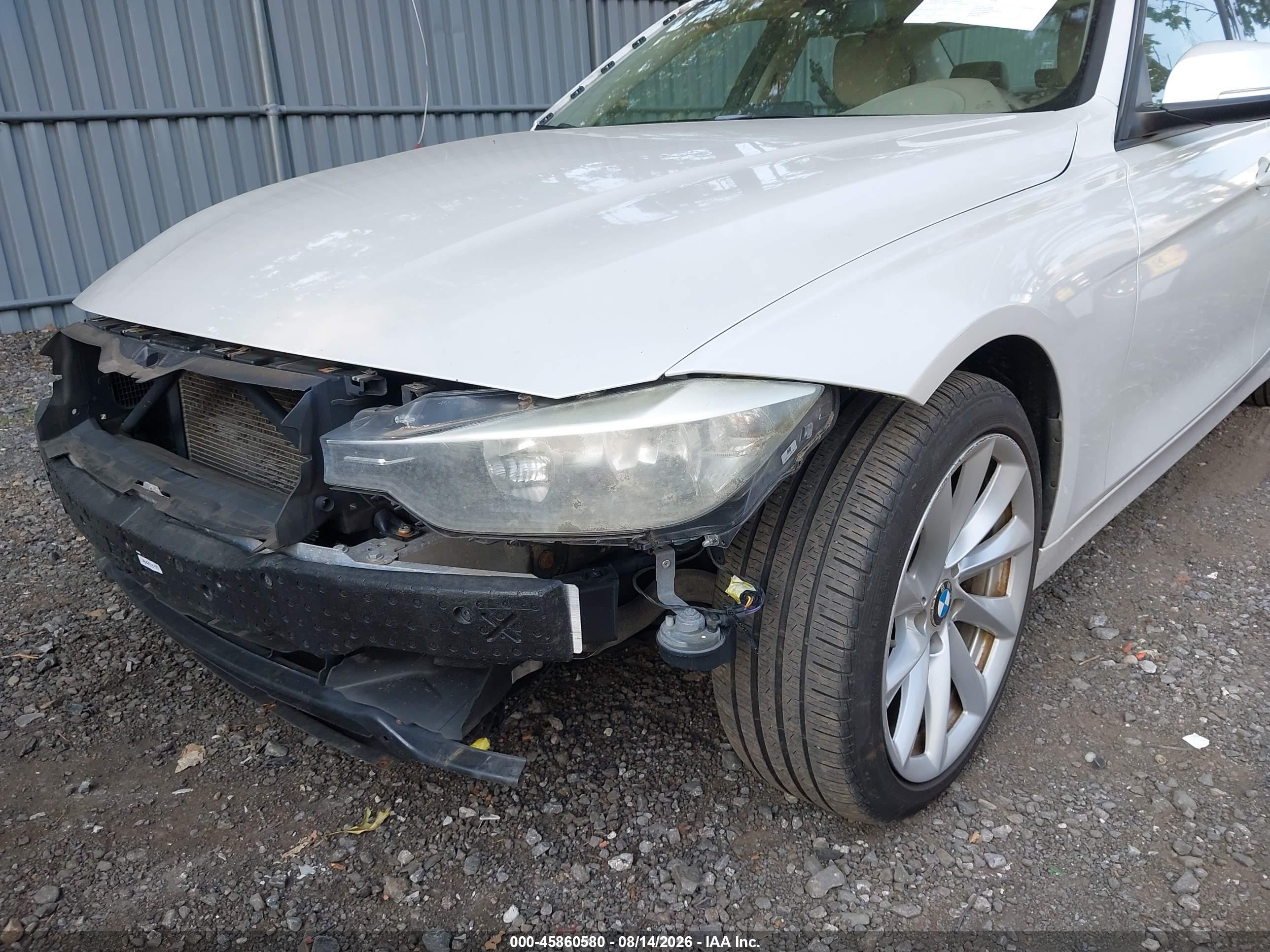 2013 Bmw 328i Xdrive White vin: WBA3B5C57DF592492