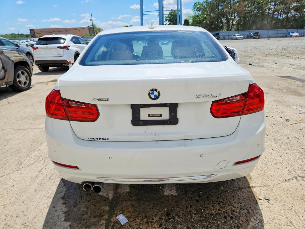 2013 Bmw 328 Xi Sulev White vin: WBA3B5C57DP539026