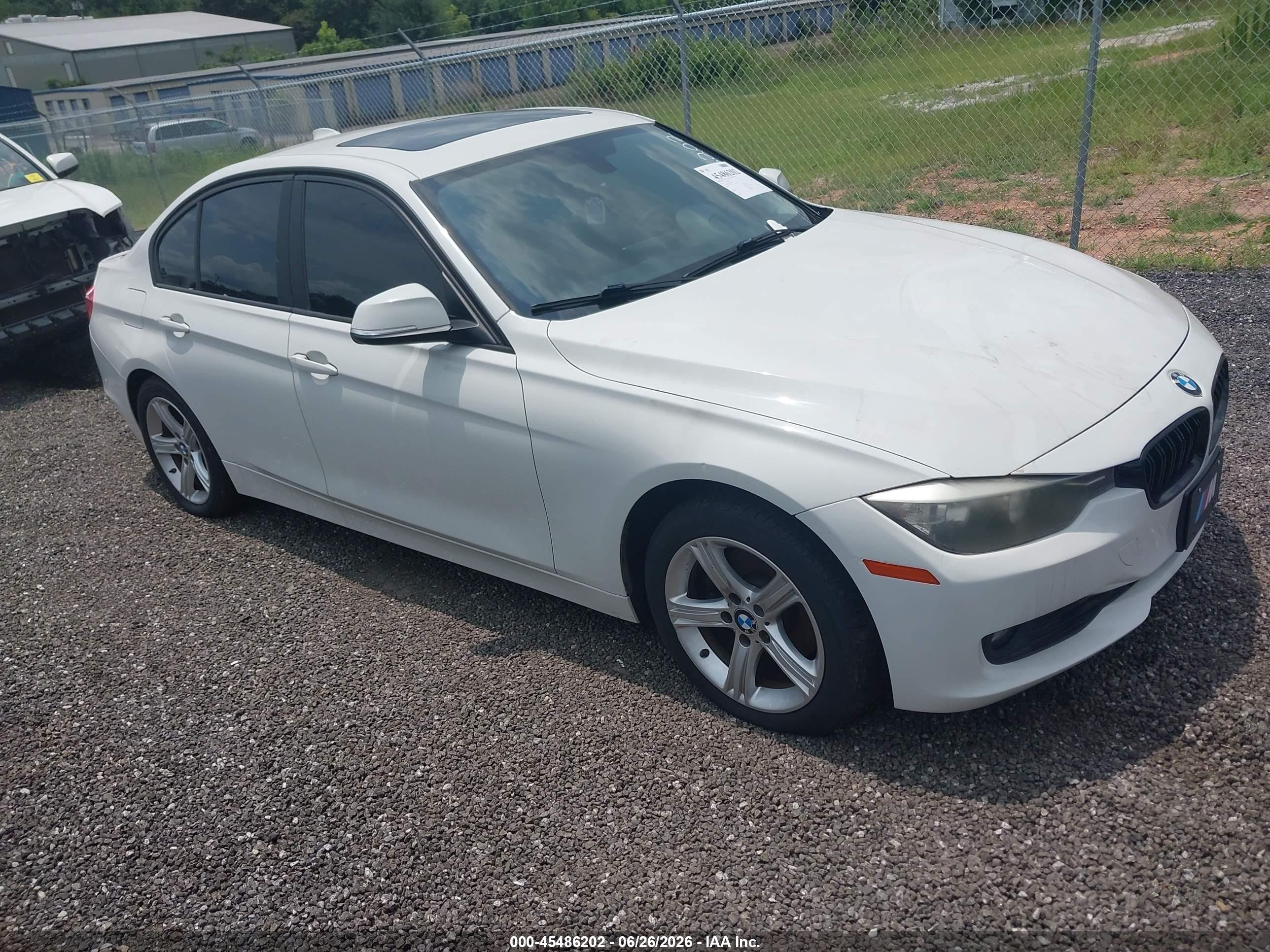 2014 Bmw 328i Xdrive Белый vin: WBA3B5C57EF599461
