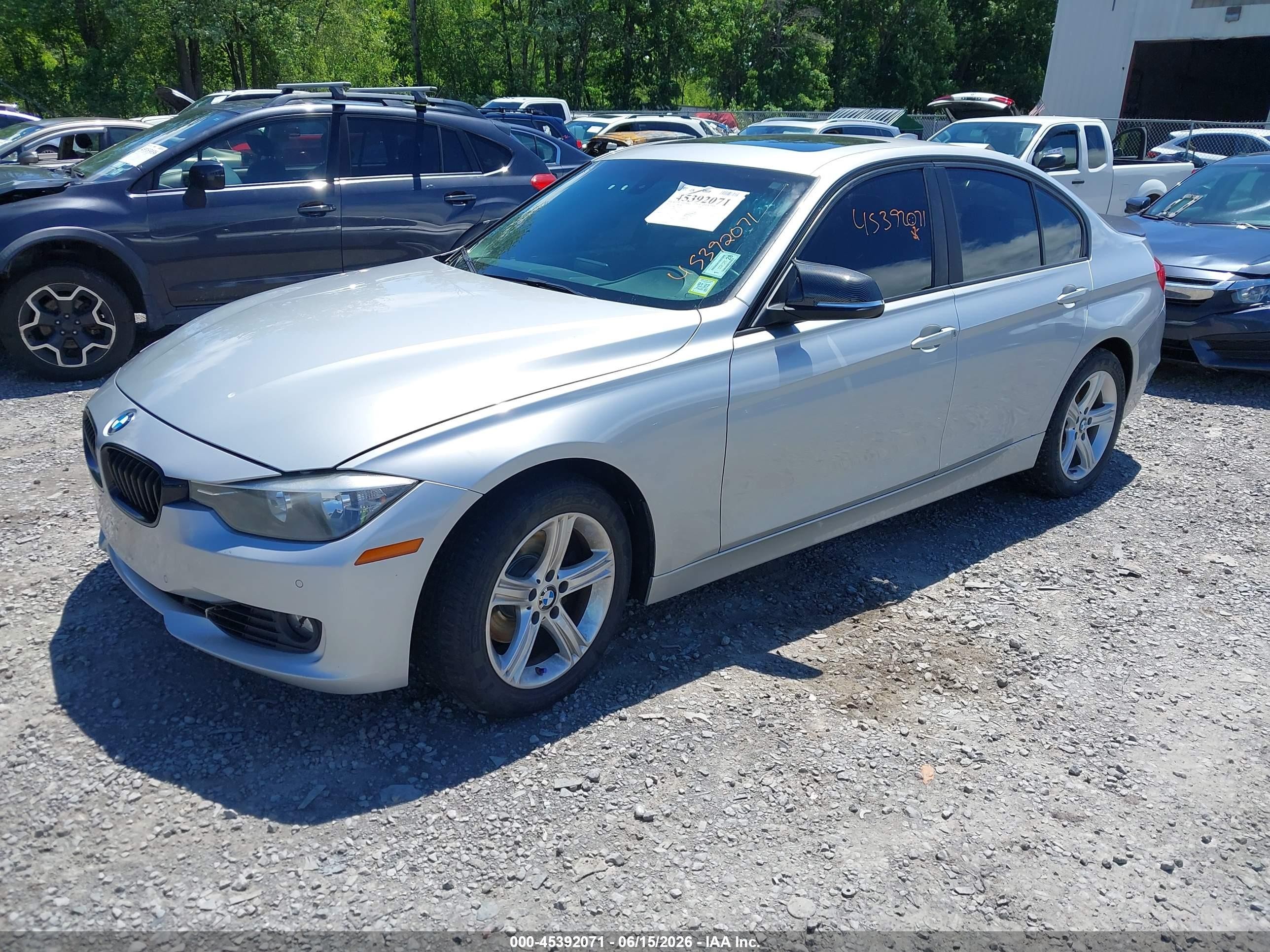 2014 Bmw 328i Xdrive Серебряный vin: WBA3B5C57EF599511
