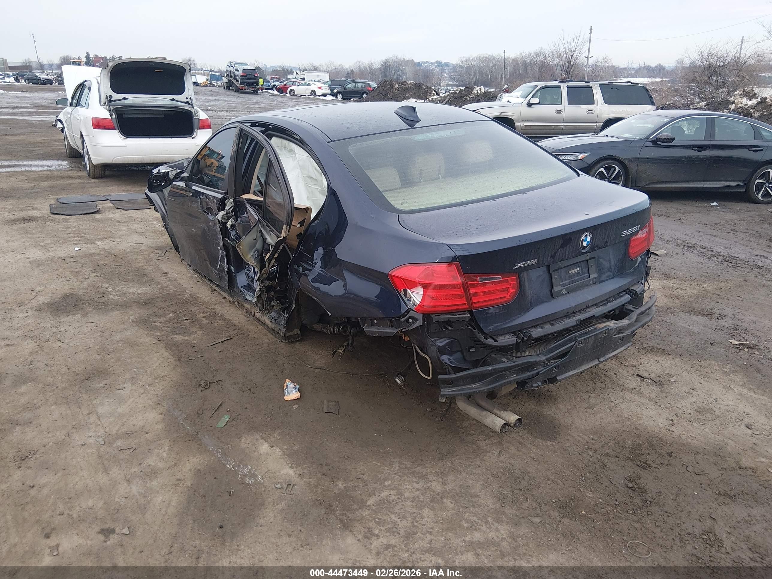 2014 Bmw 328i Xdrive Blue vin: WBA3B5C57EP543322