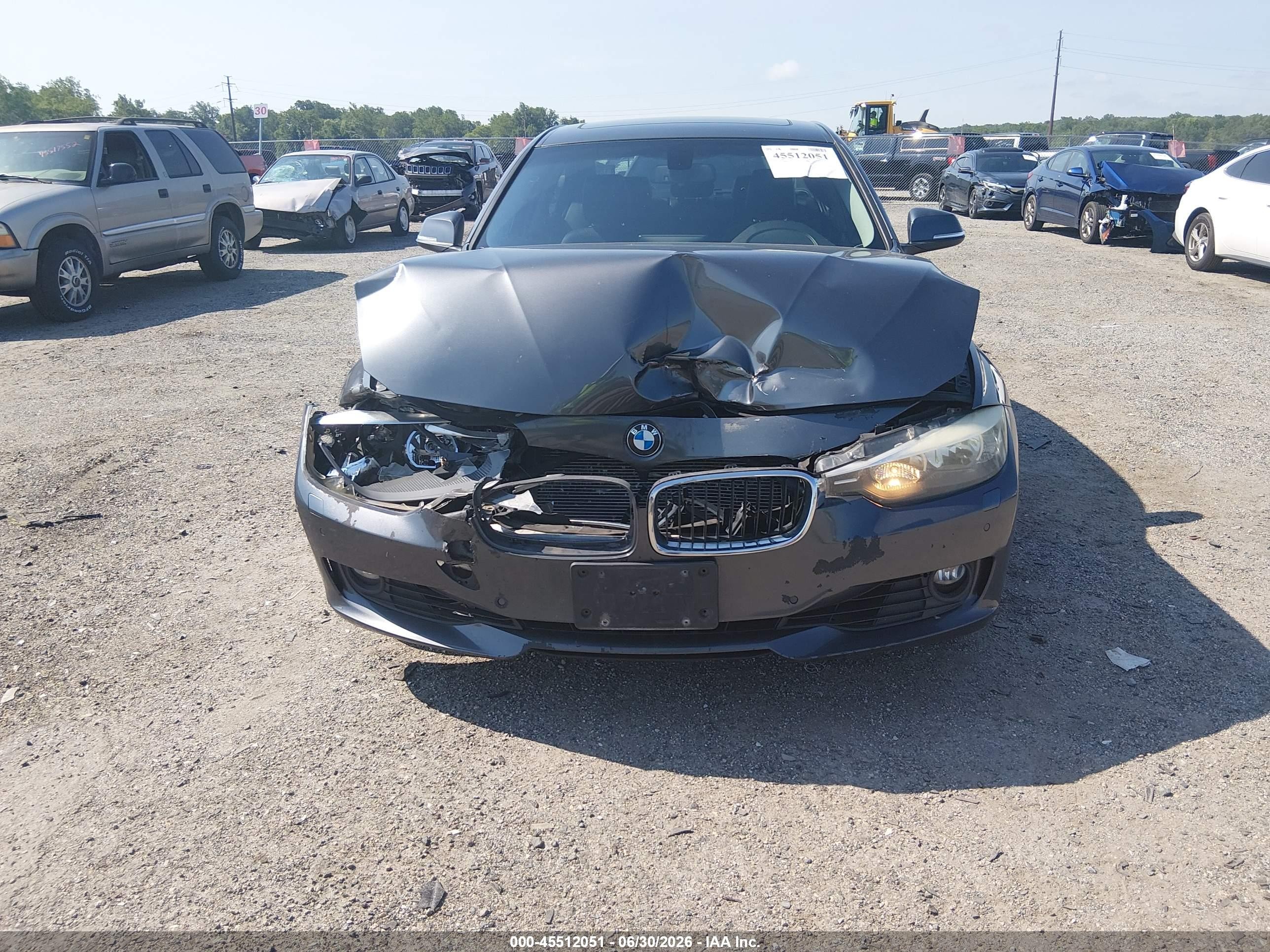 2015 Bmw 328i Xdrive Gray vin: WBA3B5C57FF959555