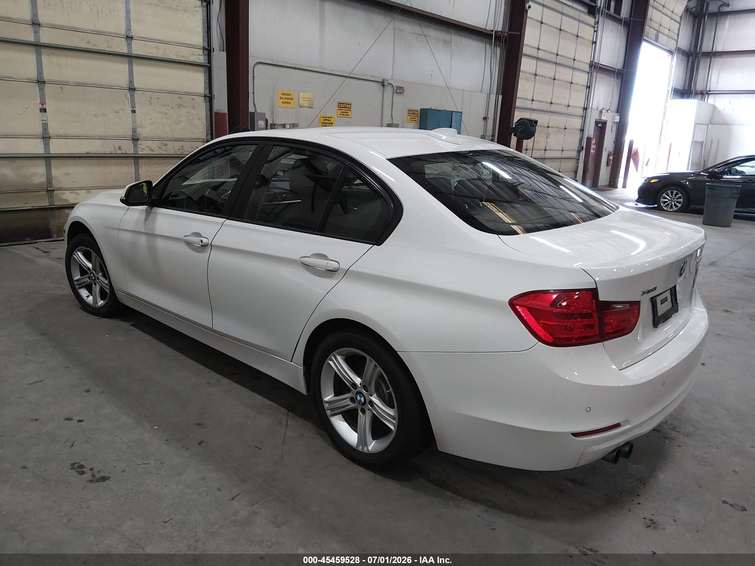 2015 Bmw 328i Xdrive White vin: WBA3B5C57FP653742