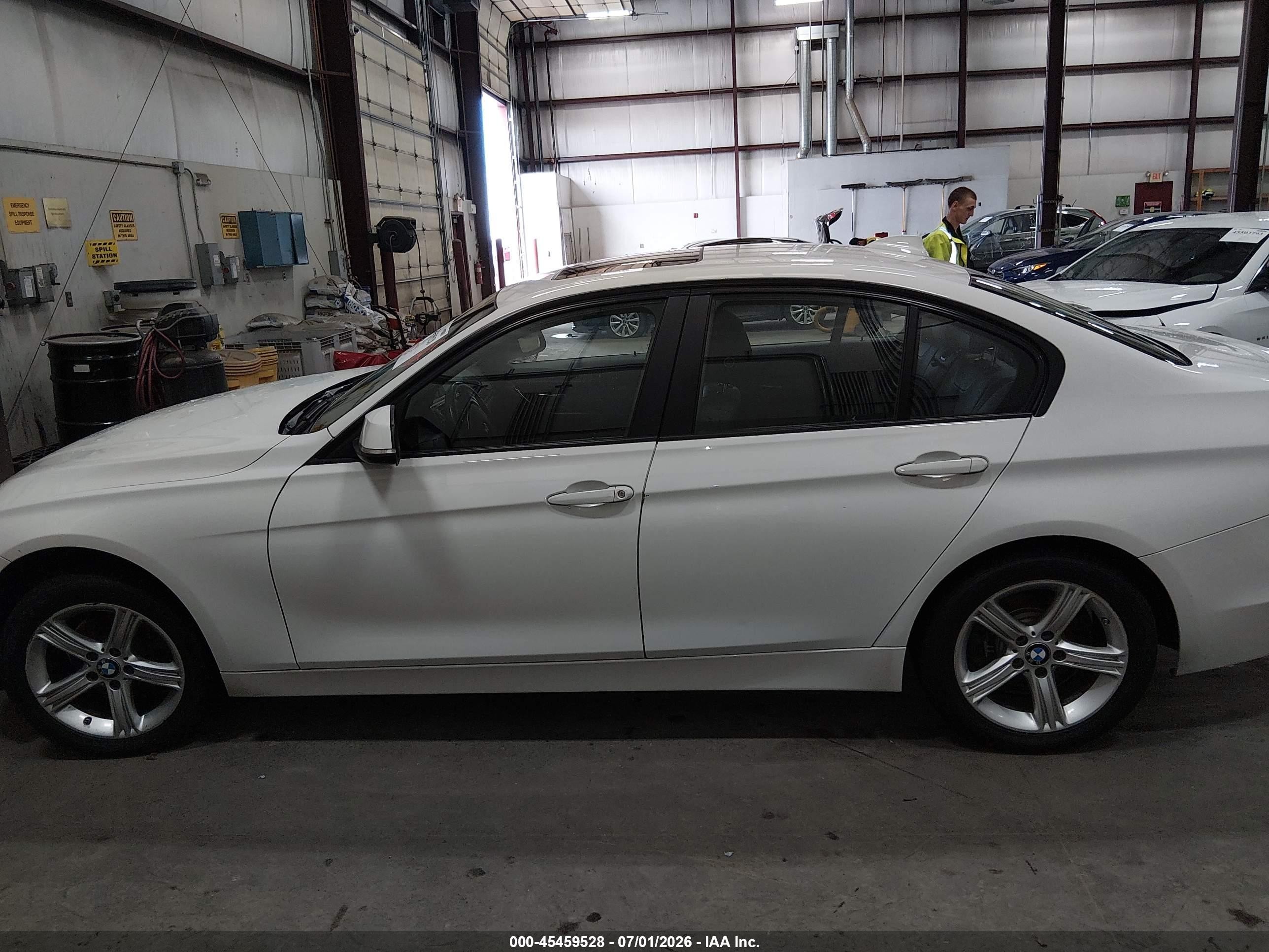 2015 Bmw 328i Xdrive White vin: WBA3B5C57FP653742