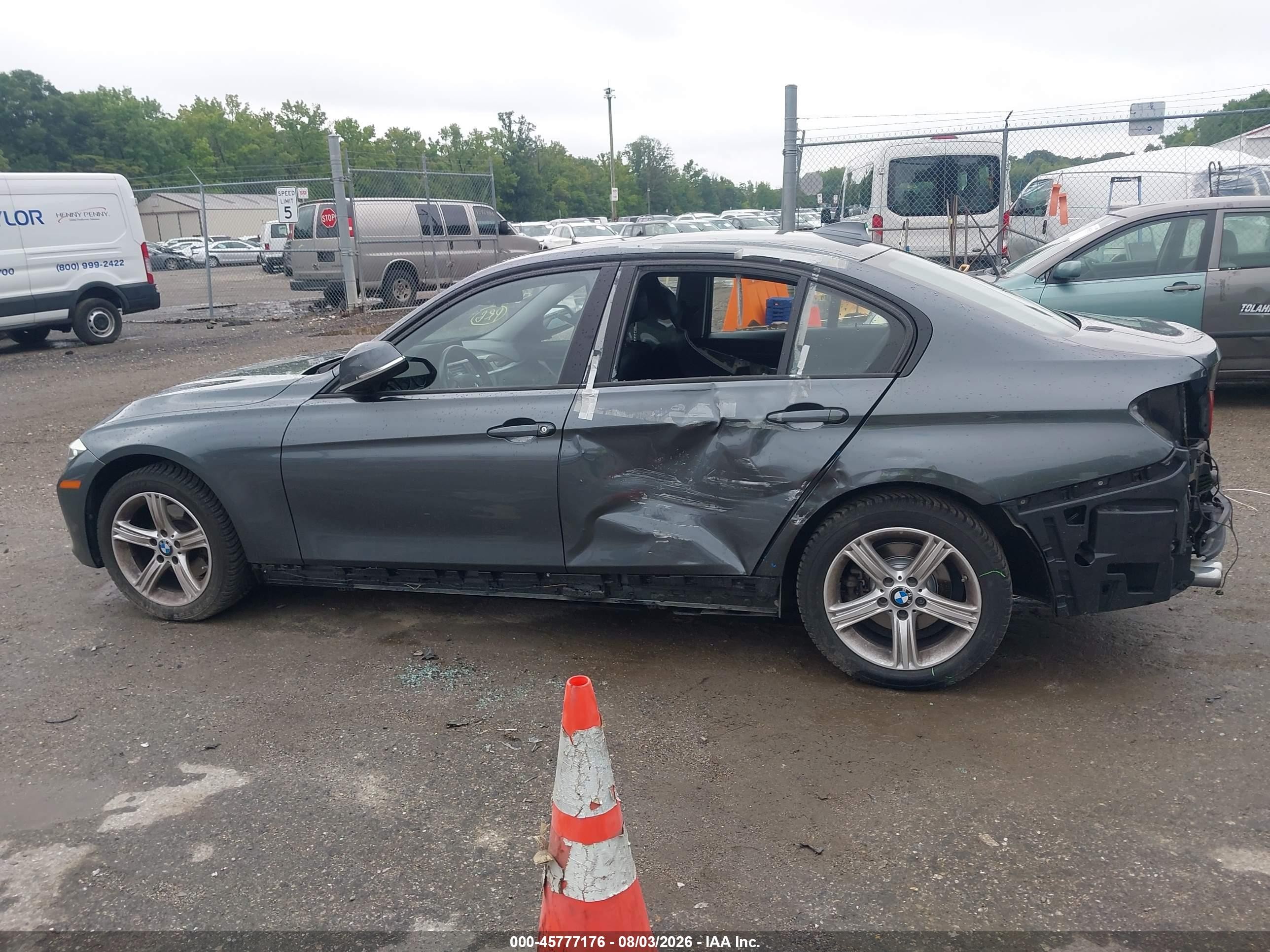 2015 Bmw 328i Xdrive Gray vin: WBA3B5C57FP654387