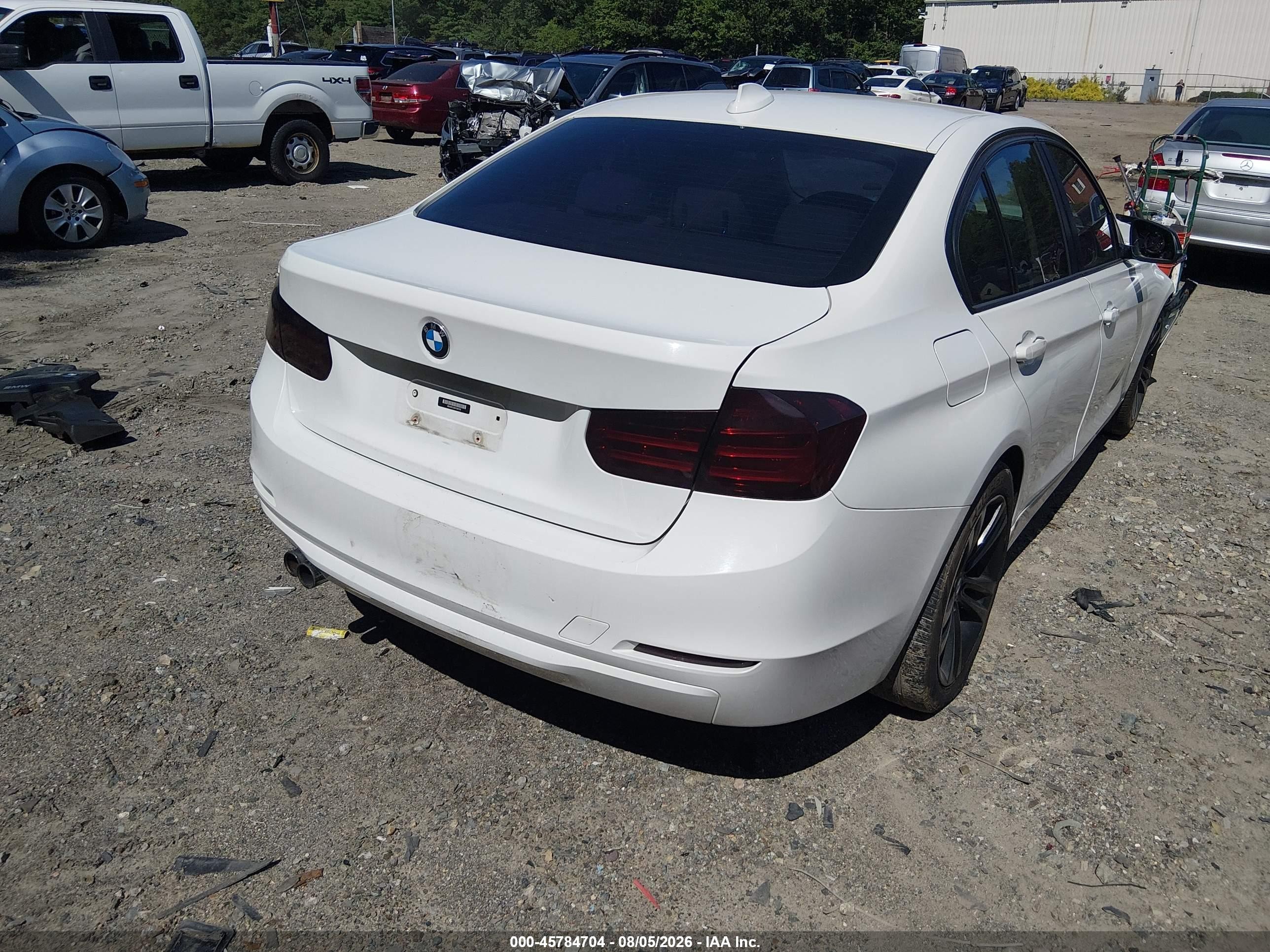 2013 Bmw 328i Xdrive White vin: WBA3B5C58DF592159