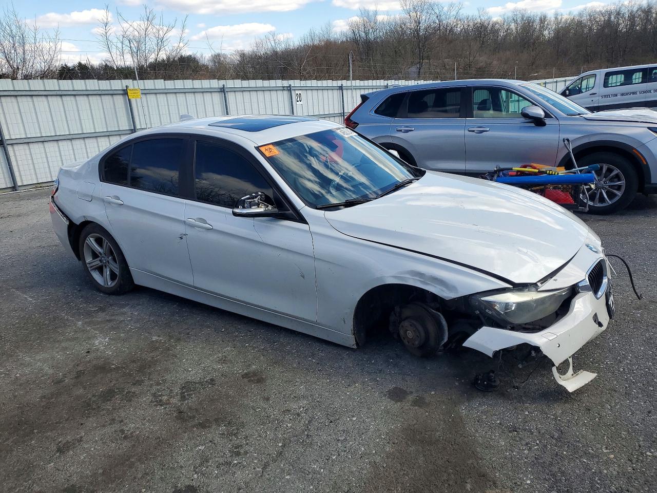 2014 Bmw 328 Xi Sulev White vin: WBA3B5C58EP540784