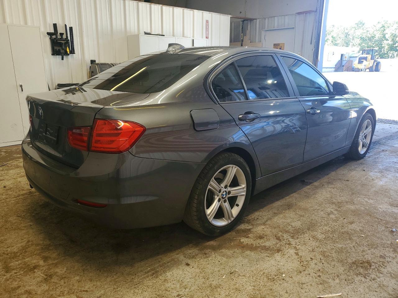 2014 Bmw 328 Xi Sulev Gray vin: WBA3B5C58EP541885