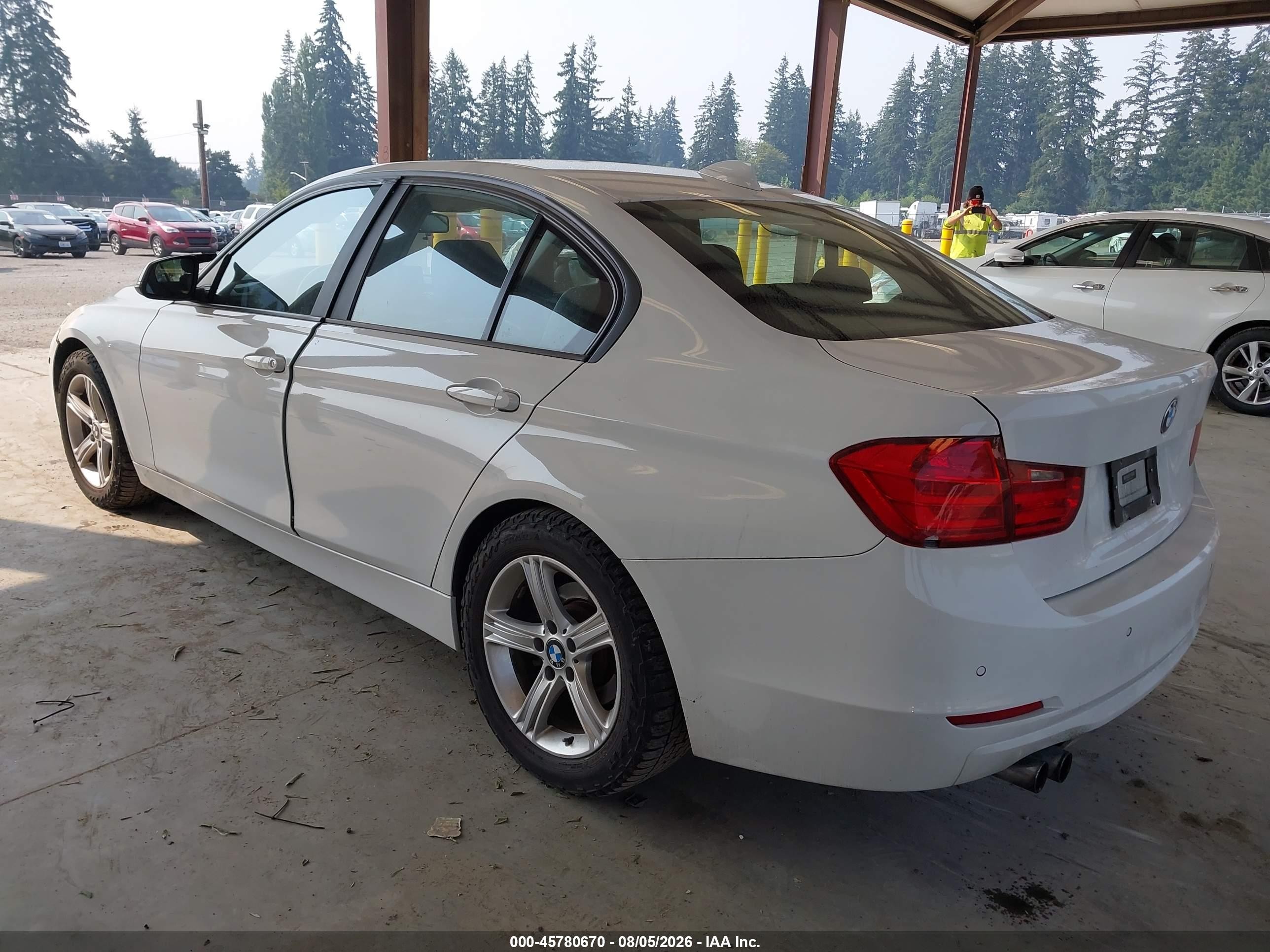 2013 Bmw 328i Xdrive White vin: WBA3B5C59DF593580