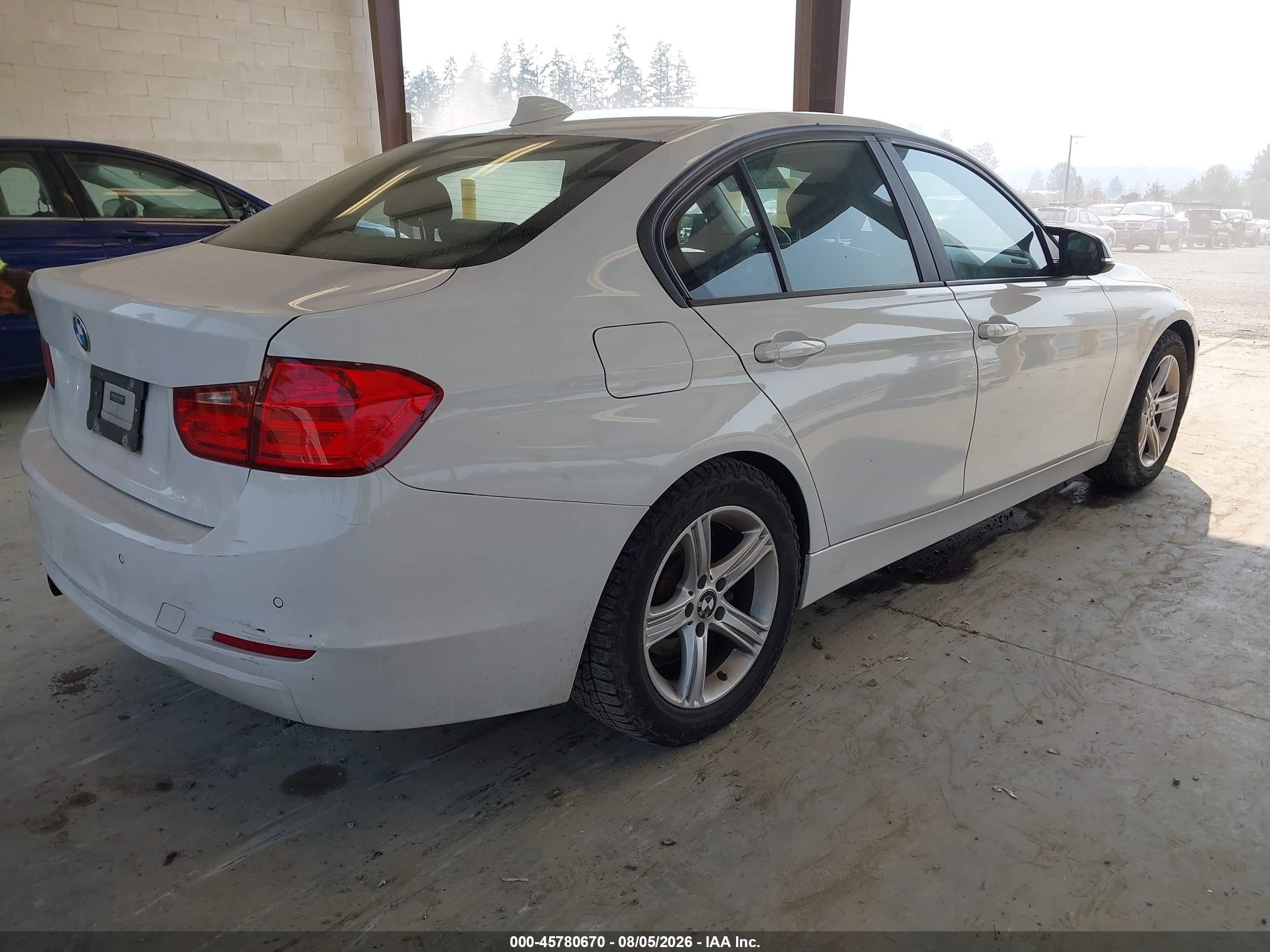2013 Bmw 328i Xdrive White vin: WBA3B5C59DF593580