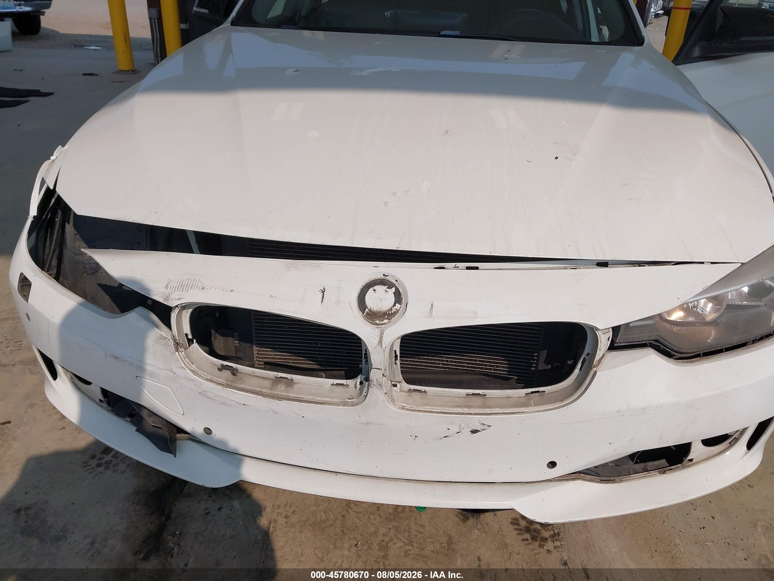 2013 Bmw 328i Xdrive White vin: WBA3B5C59DF593580