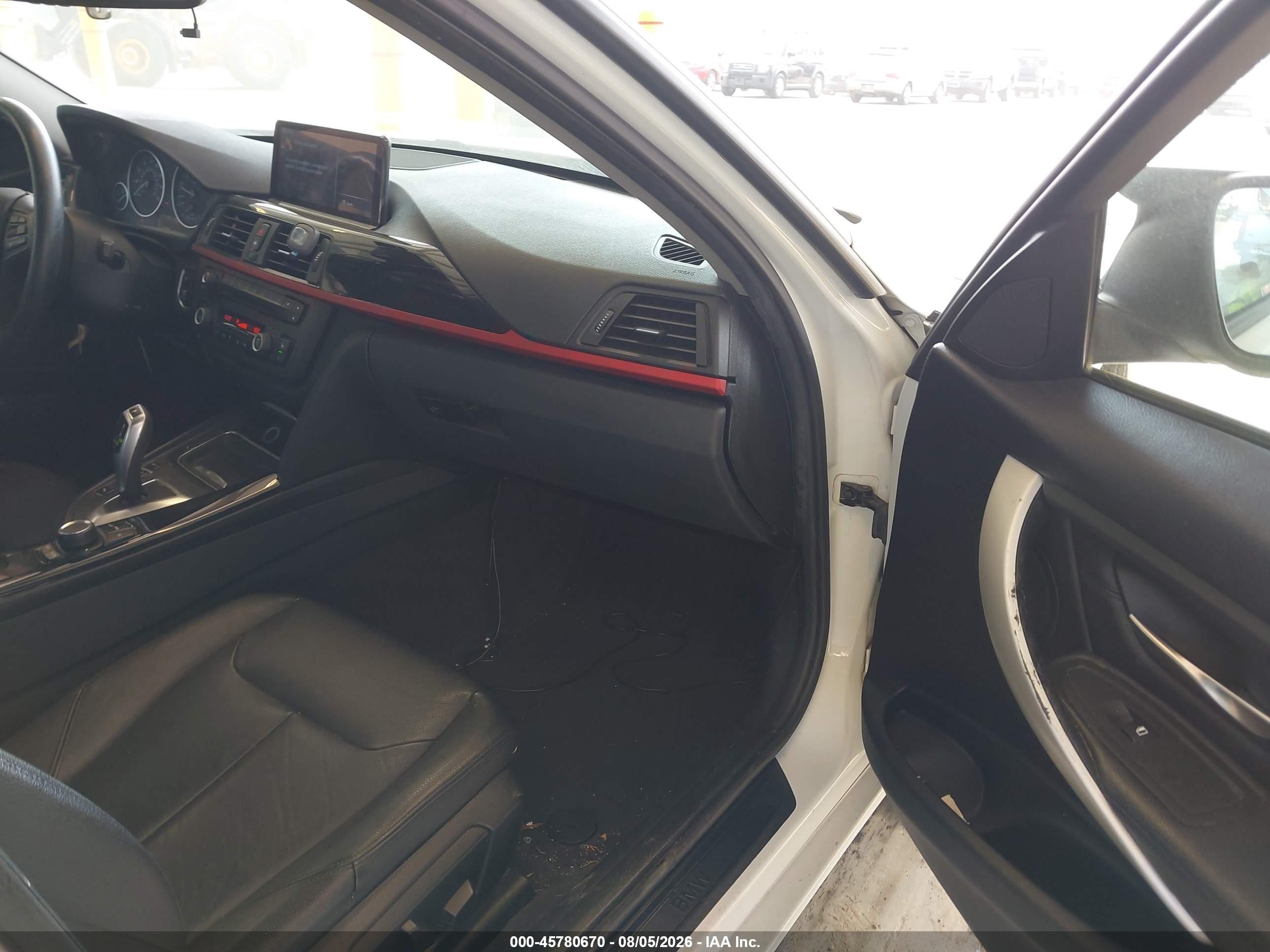 2013 Bmw 328i Xdrive White vin: WBA3B5C59DF593580