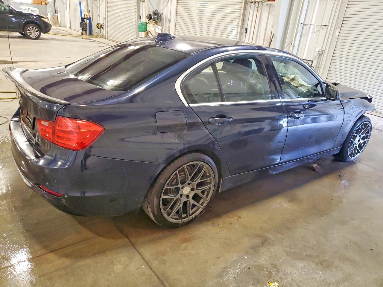 2013 Bmw 328 Xi Sulev Синий vin: WBA3B5C59DF599010