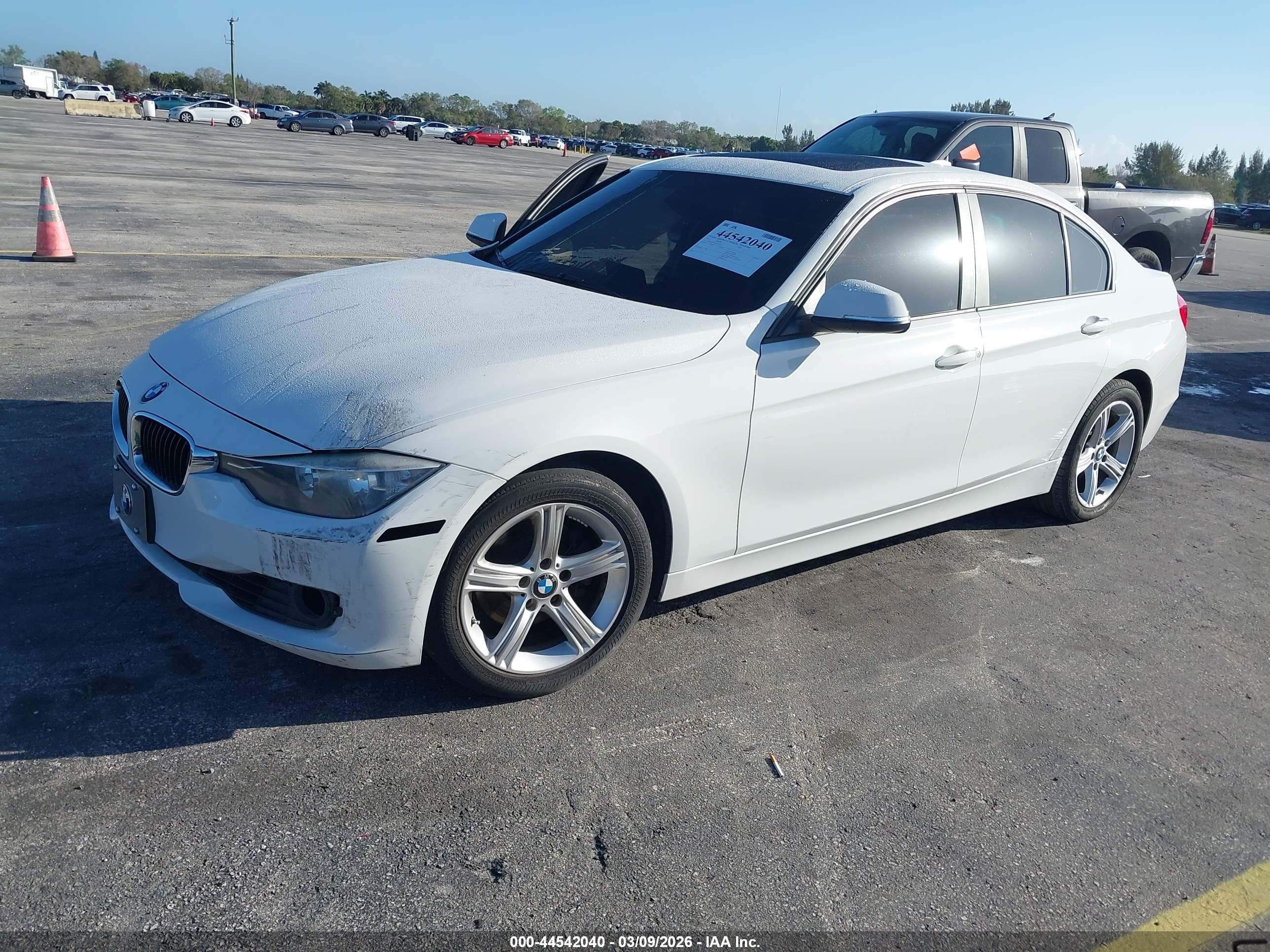 2014 Bmw 328i Xdrive White vin: WBA3B5C59EP540373