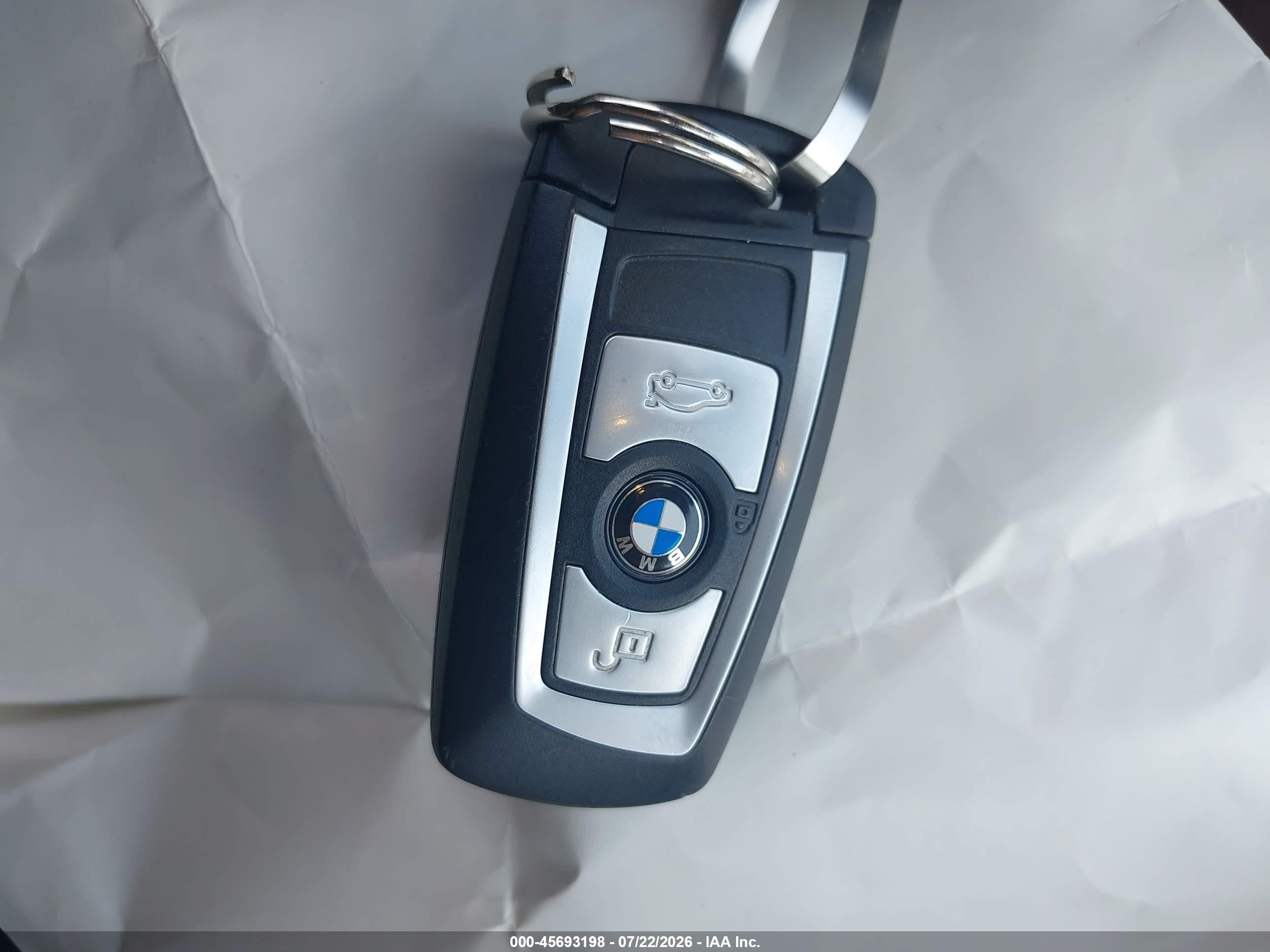 2014 Bmw 328i Xdrive White vin: WBA3B5C59EP540681