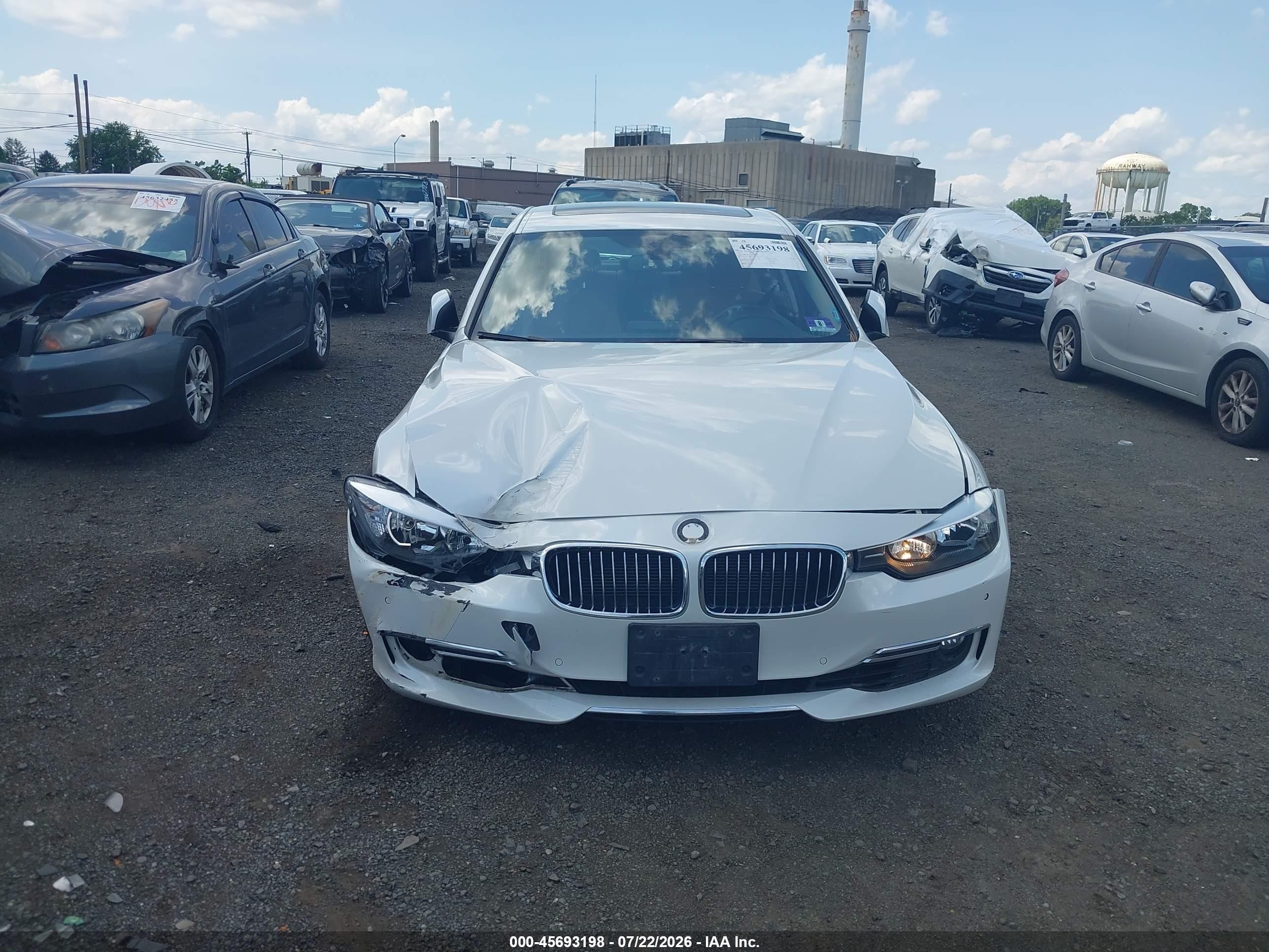 2014 Bmw 328i Xdrive White vin: WBA3B5C59EP540681