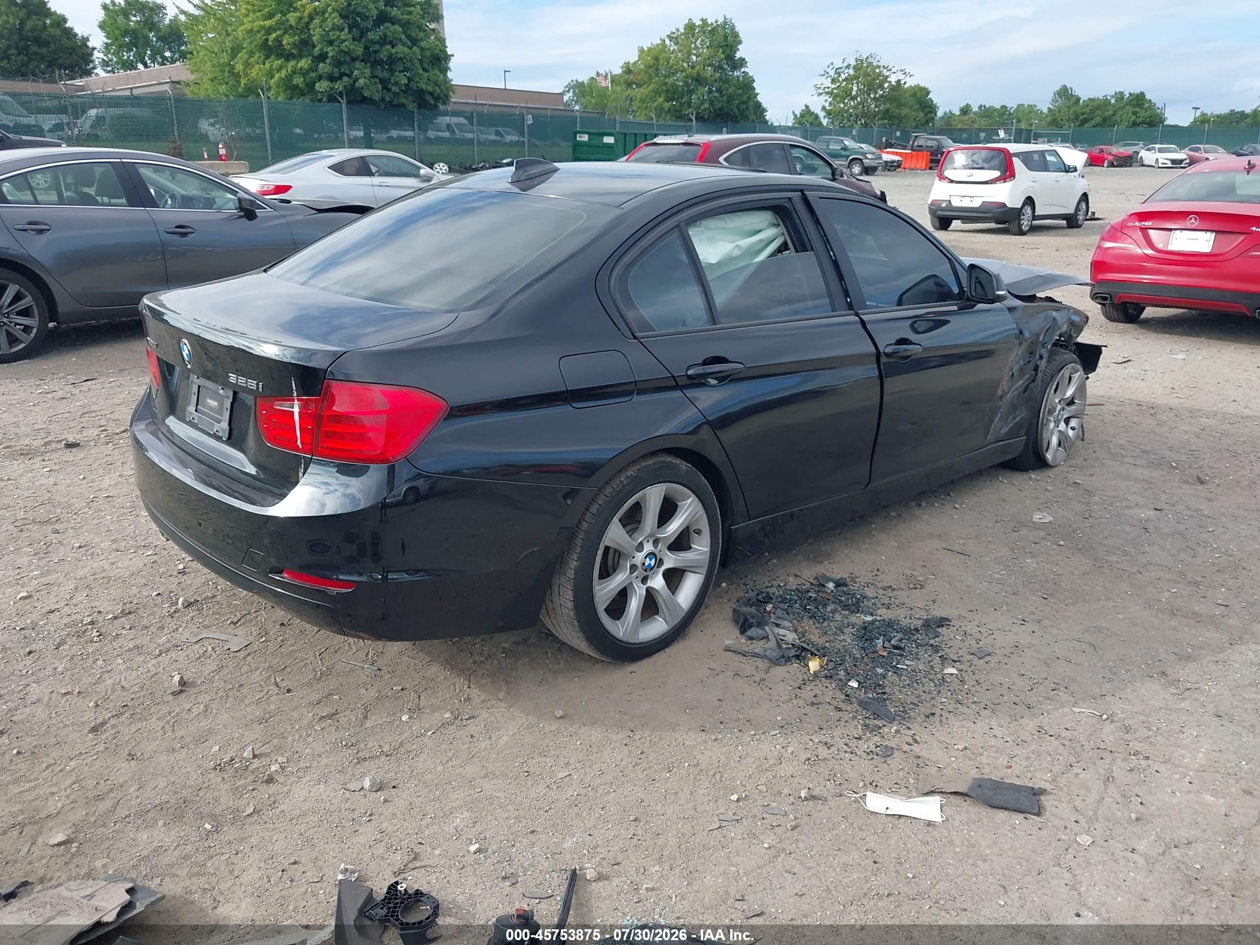 2015 Bmw 328i Xdrive Черный vin: WBA3B5C59FF960075
