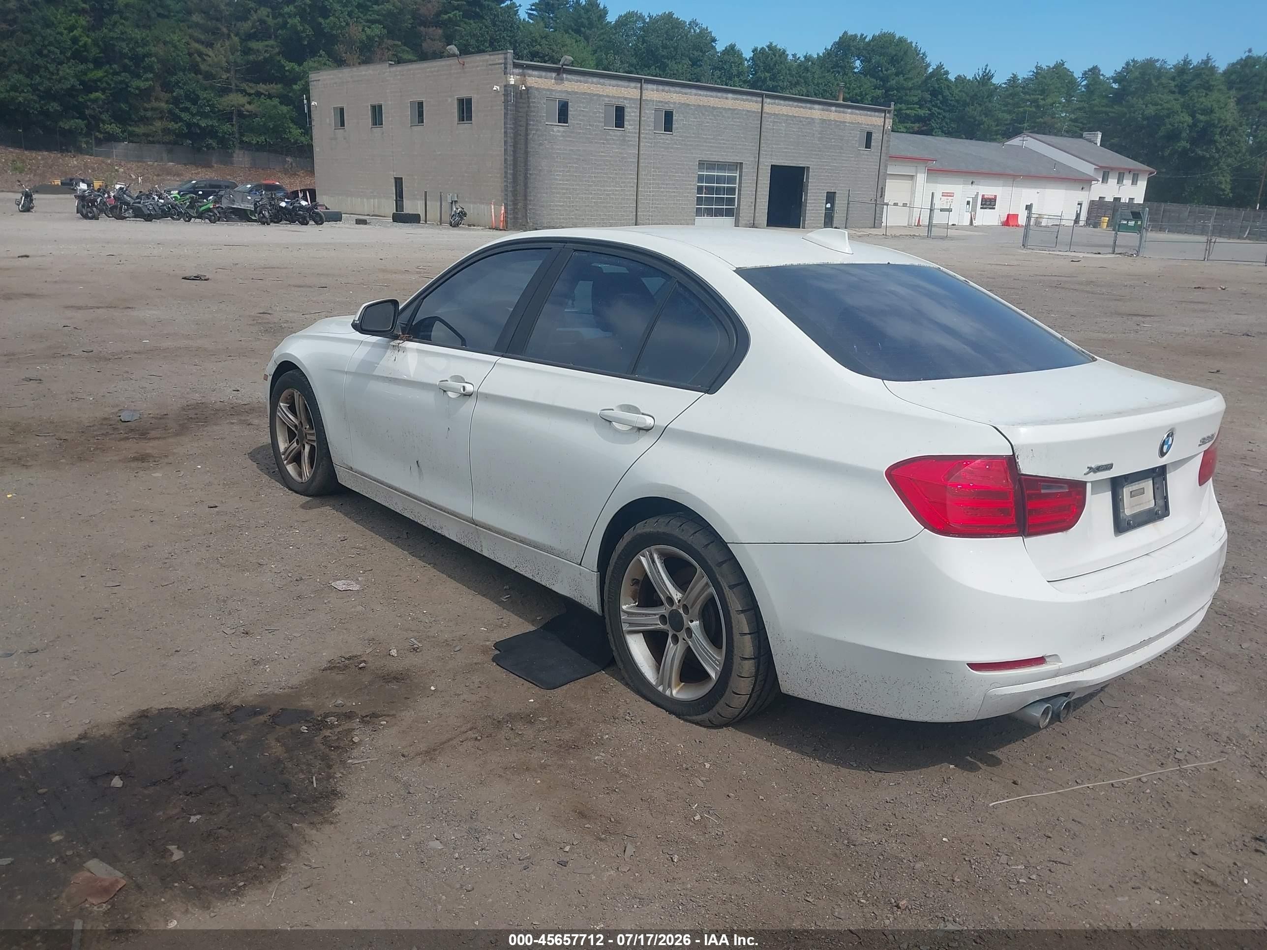 2013 Bmw 328i Xdrive White vin: WBA3B5C5XDF592387