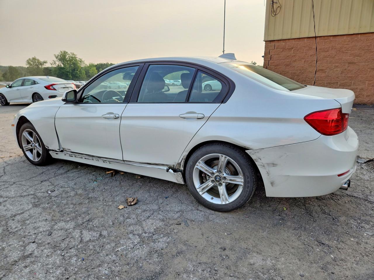 2013 Bmw 328 Xi Sulev White vin: WBA3B5C5XDF592972
