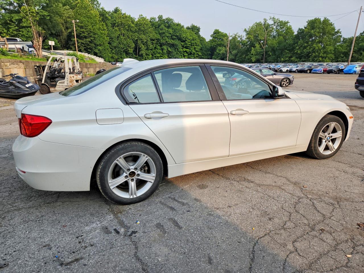 2013 Bmw 328 Xi Sulev White vin: WBA3B5C5XDF592972