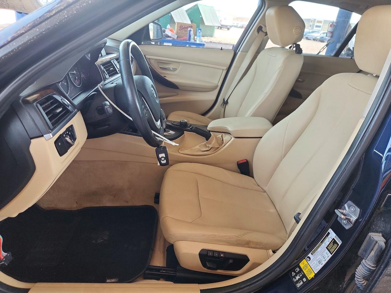 2015 Bmw 328 Xi Sulev Blue vin: WBA3B5C5XFF963535