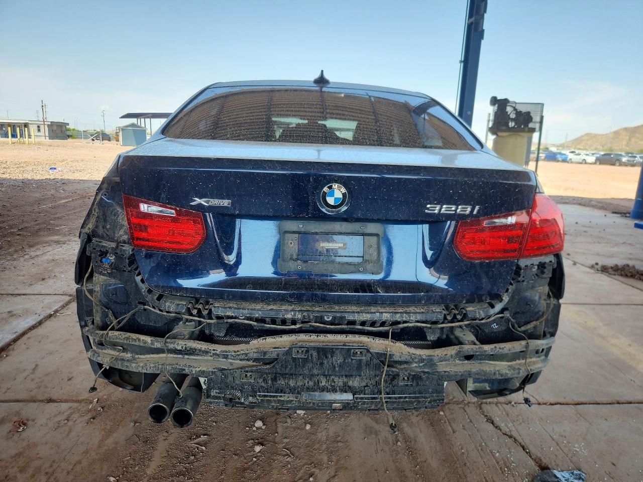 2015 Bmw 328 Xi Sulev Blue vin: WBA3B5C5XFF963535