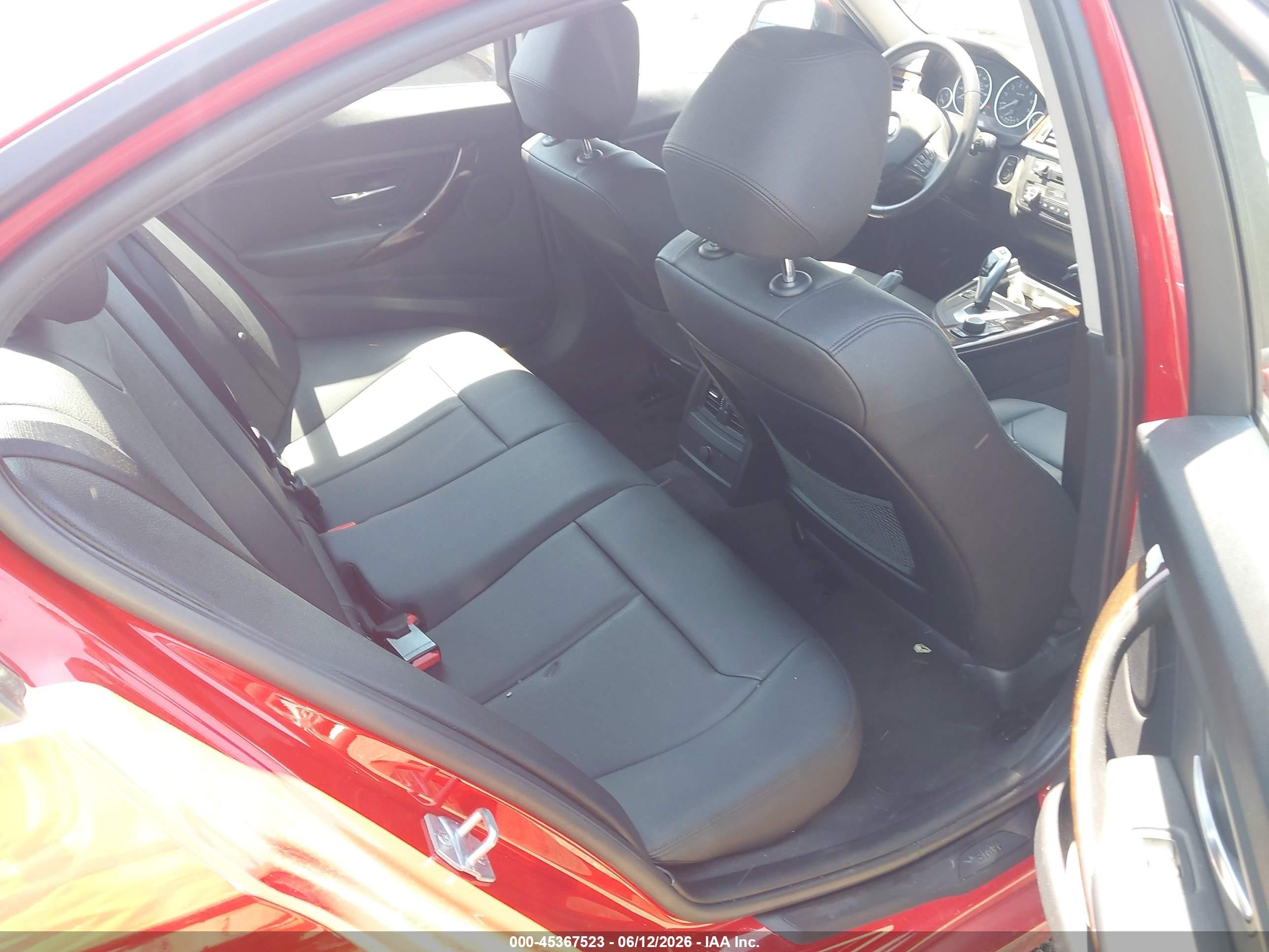 2013 Bmw 328i Xdrive Red vin: WBA3B5G50DNS05488