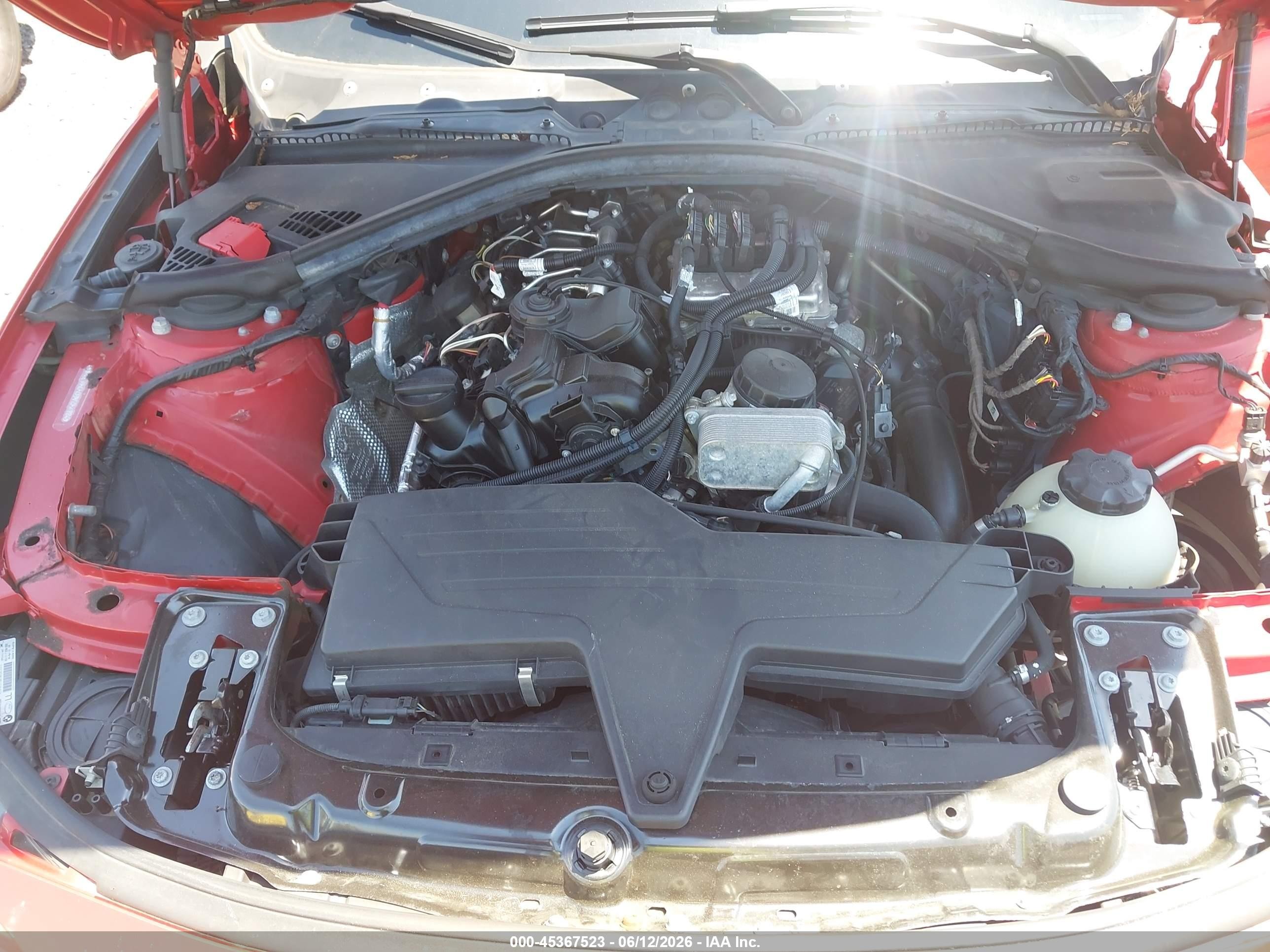 2013 Bmw 328i Xdrive Red vin: WBA3B5G50DNS05488