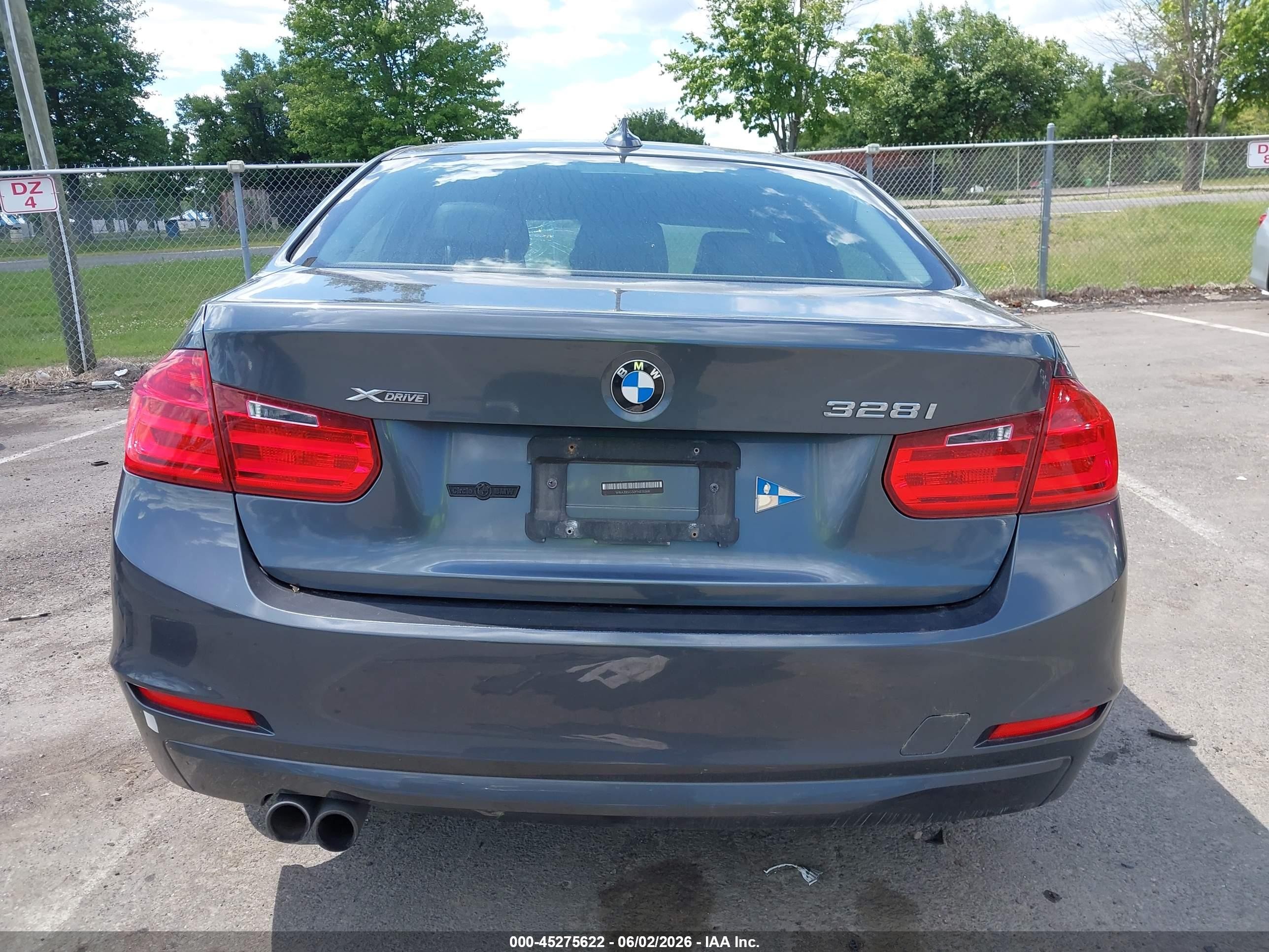 2015 Bmw 328i Xdrive Серый vin: WBA3B5G50FNS15568