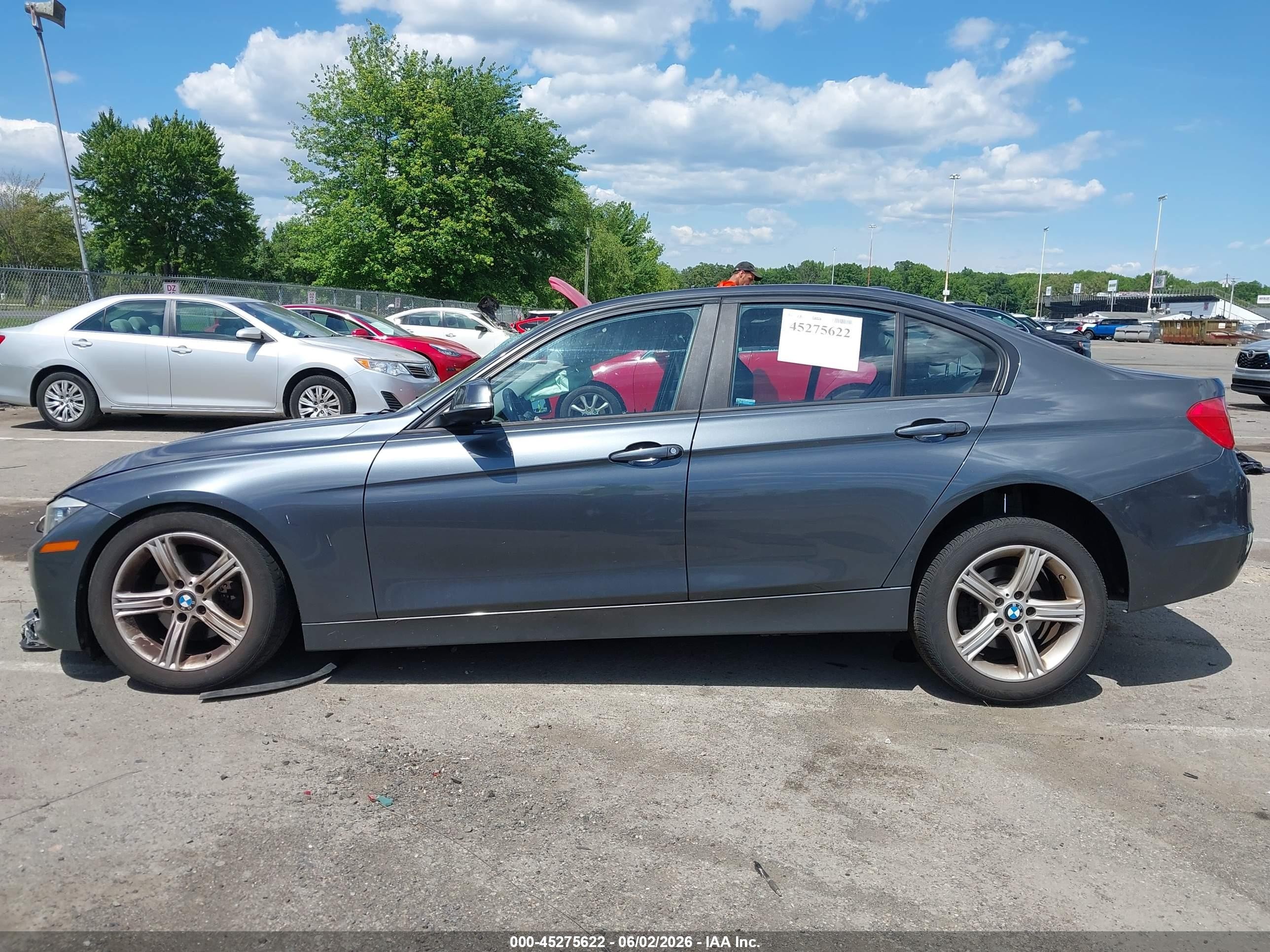 2015 Bmw 328i Xdrive Серый vin: WBA3B5G50FNS15568