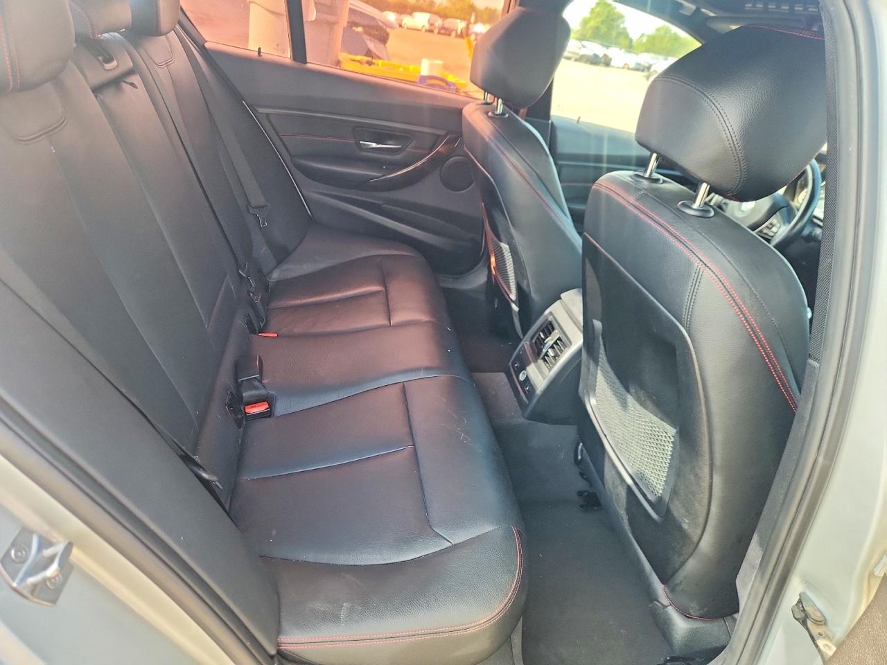 2014 Bmw 328 Xi Sulev Silver vin: WBA3B5G51ENS06604